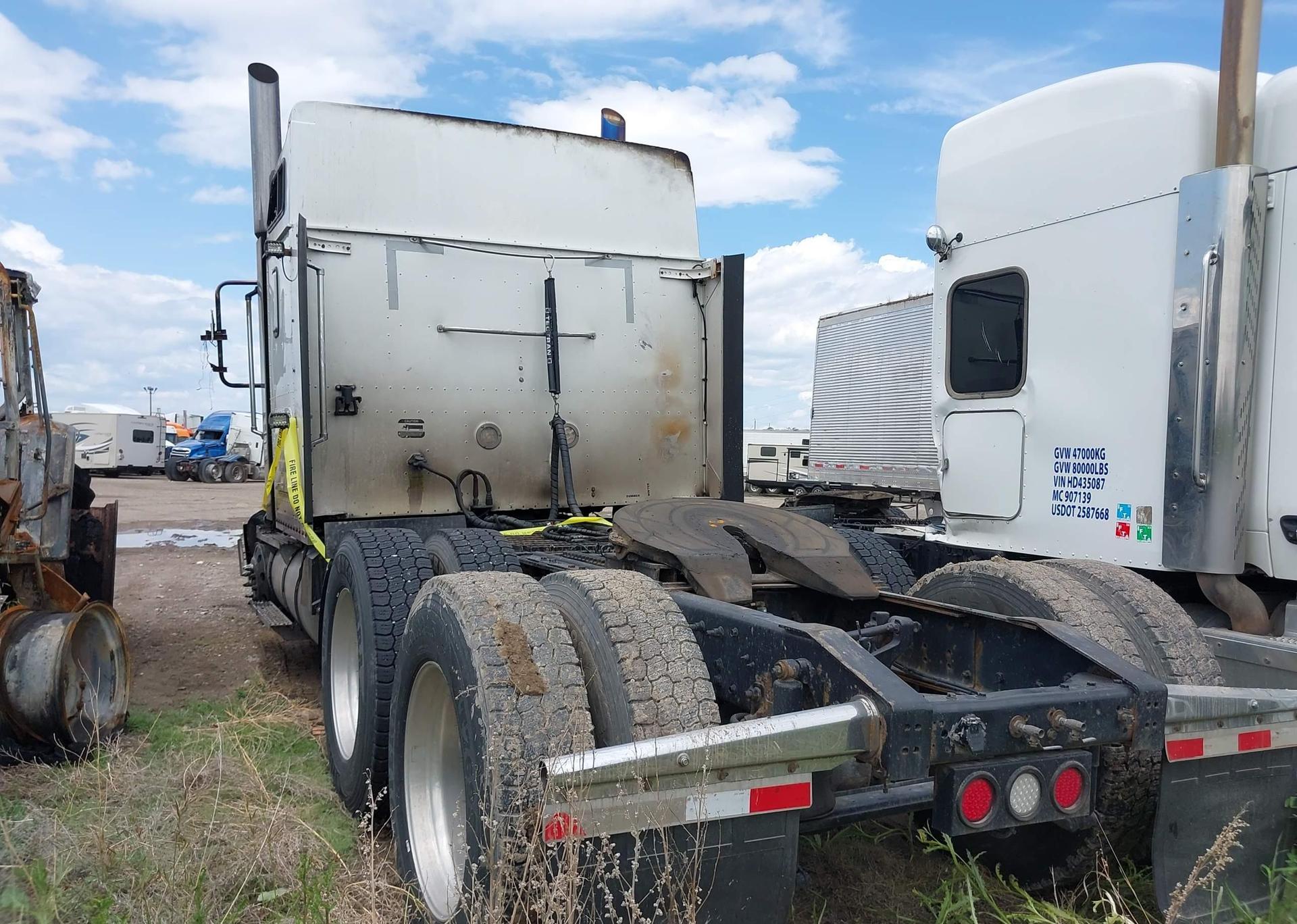 2003 INTERNATIONAL 9200 9200I