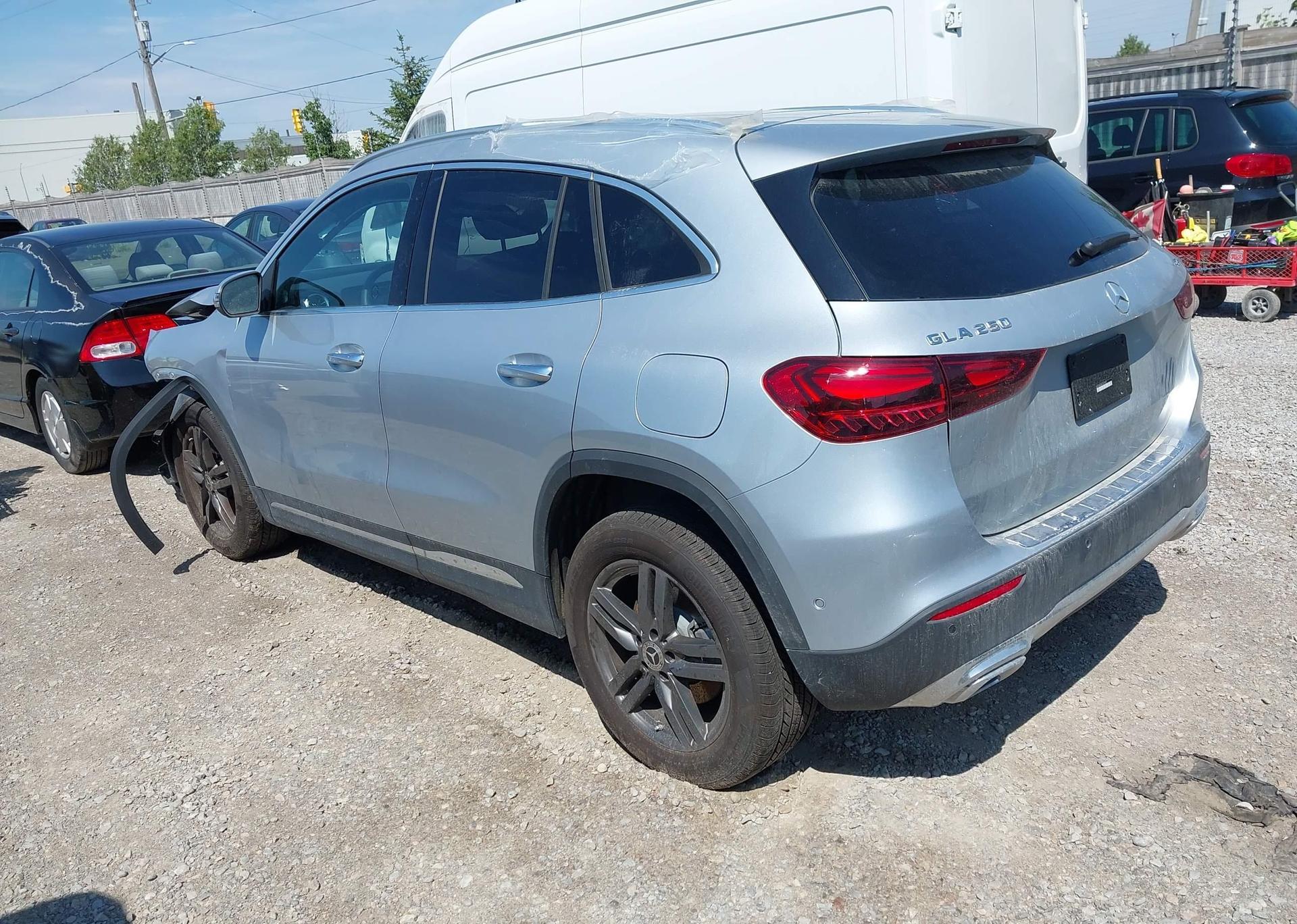 2025 MERCEDES-BENZ GLA 250 4MATIC