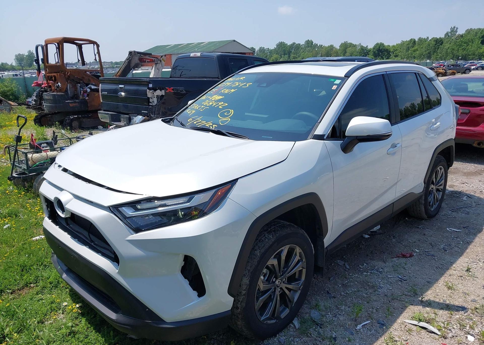 2025 TOYOTA RAV4
