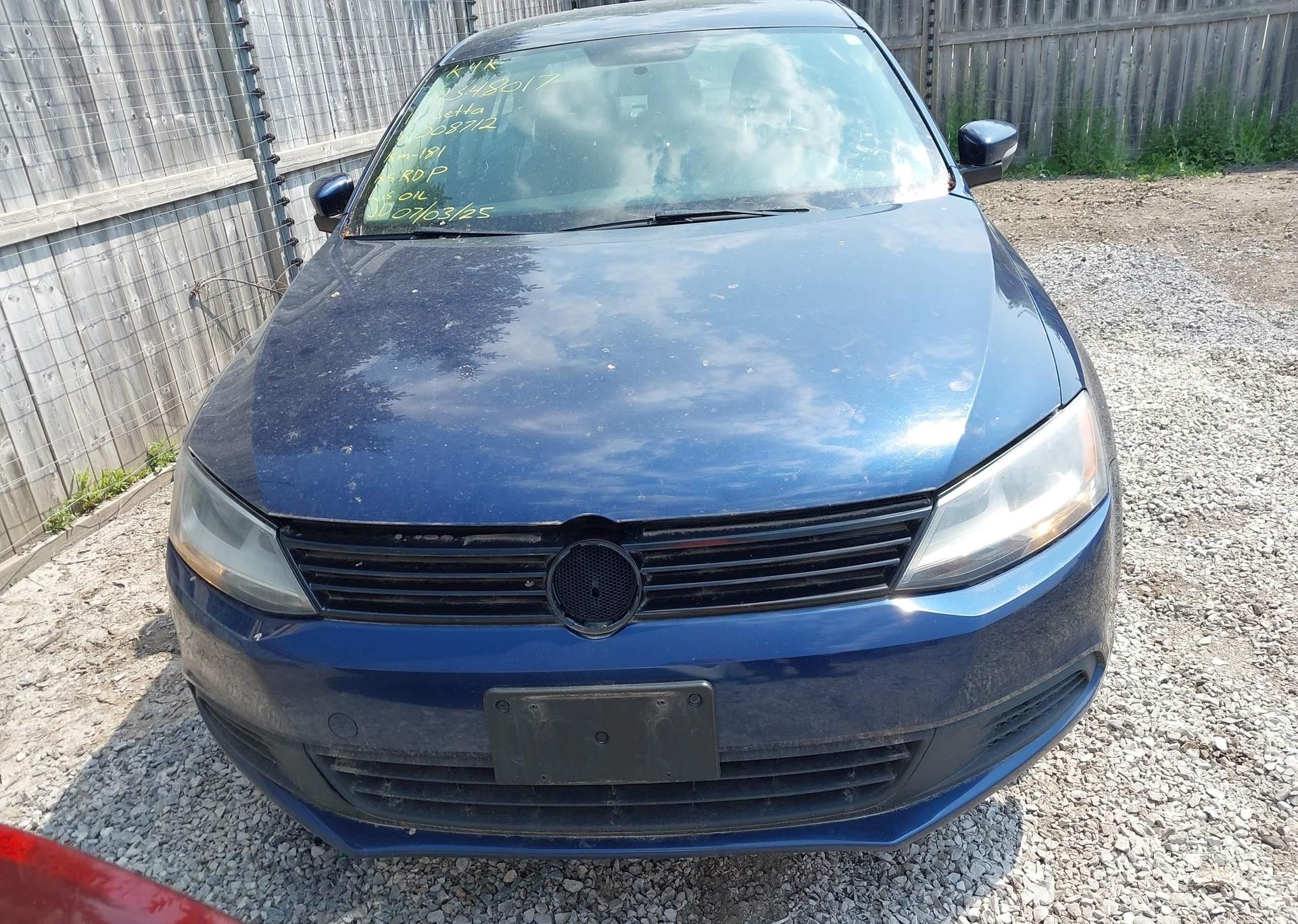 2011 VOLKSWAGEN JETTA