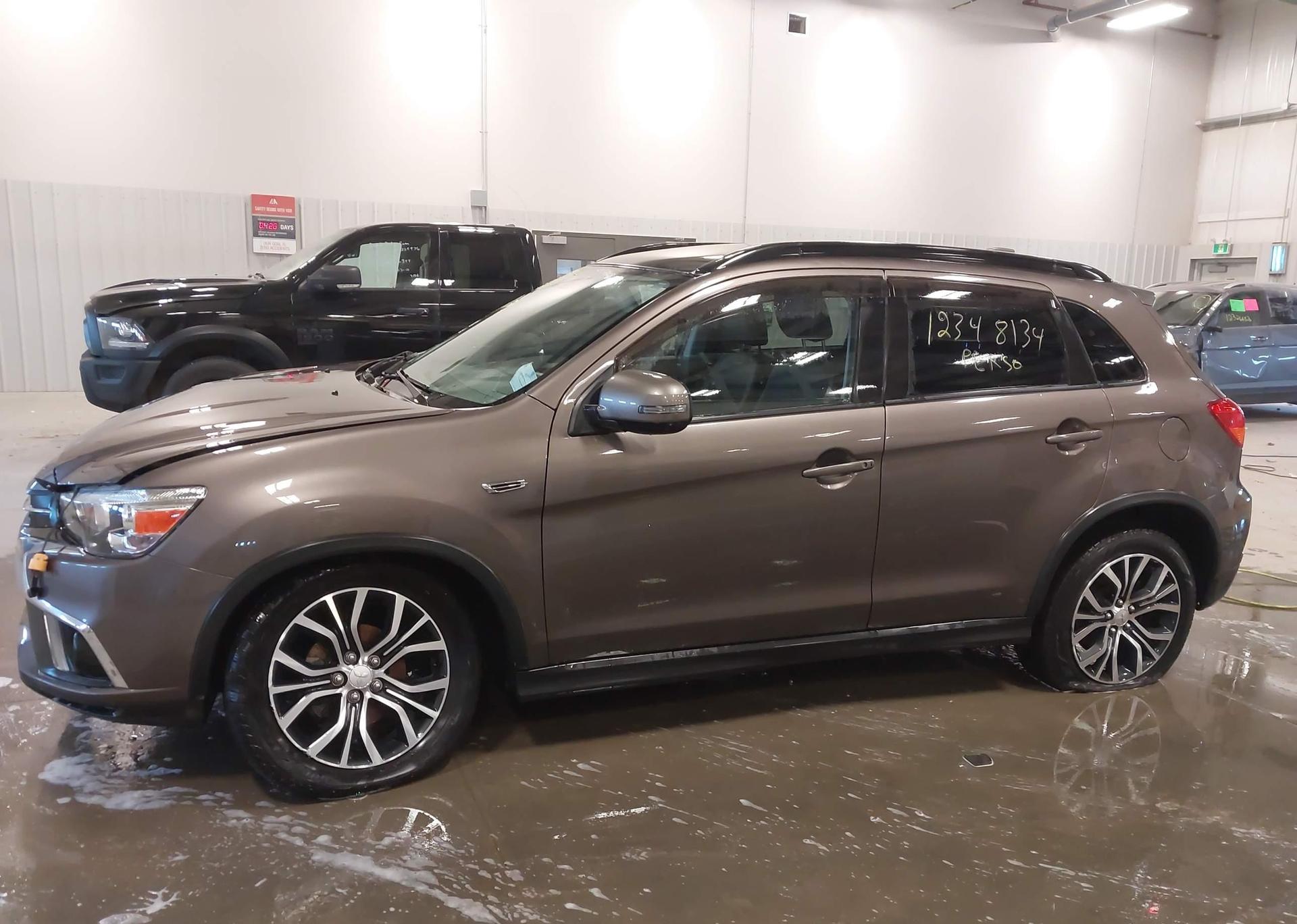 2018 MITSUBISHI RVR SE LIMITED