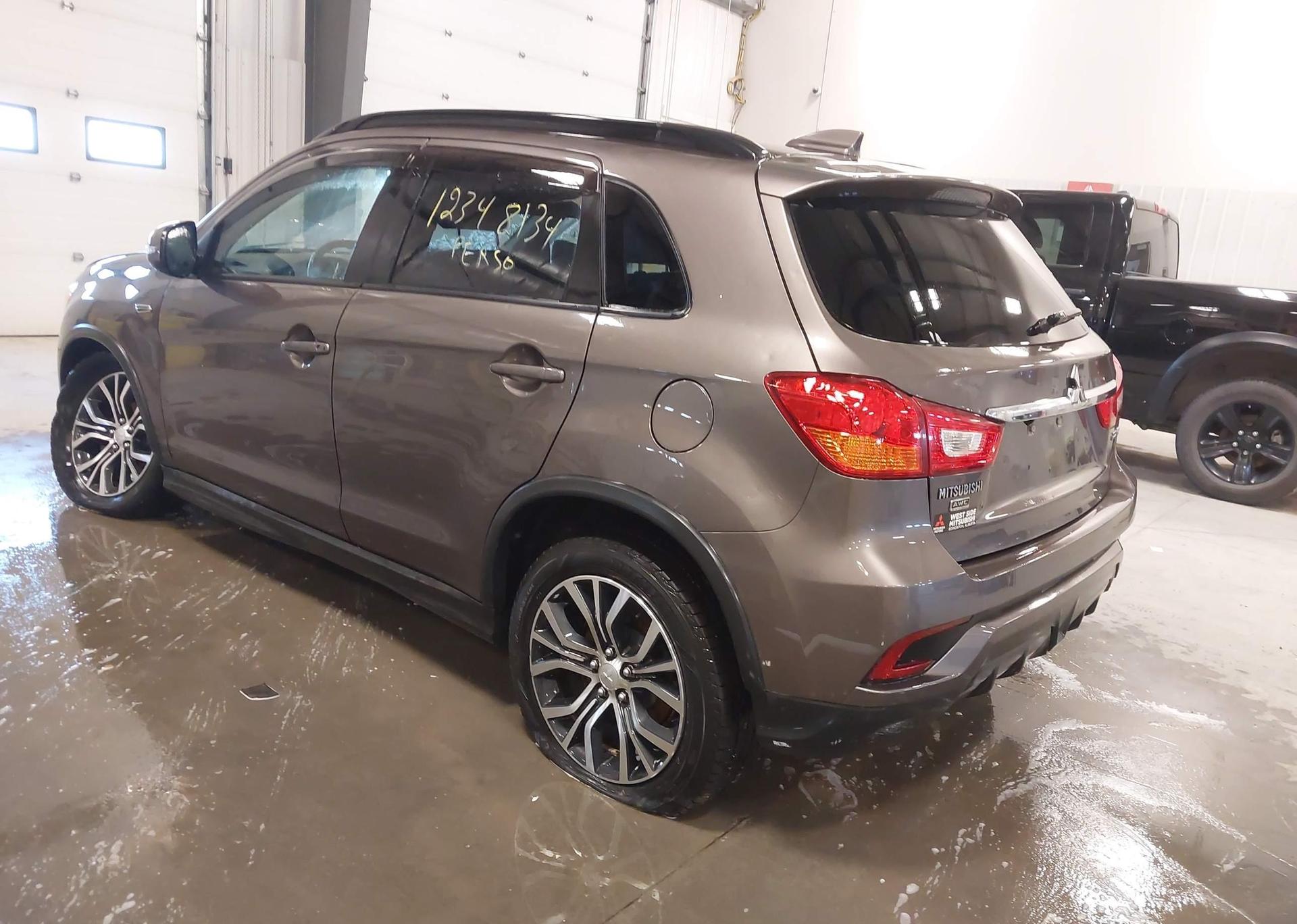 2018 MITSUBISHI RVR SE LIMITED