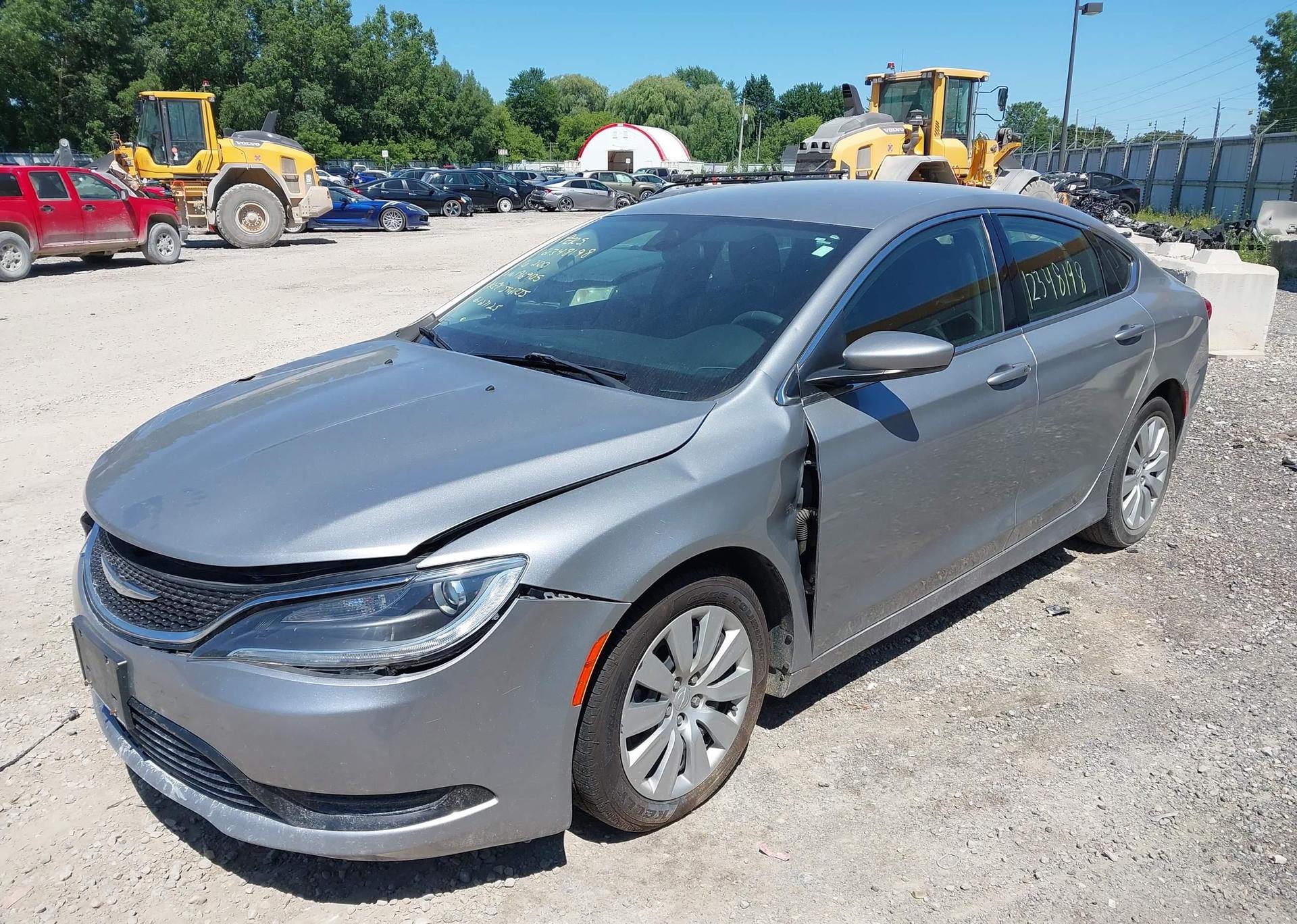2016 CHRYSLER 200 LX