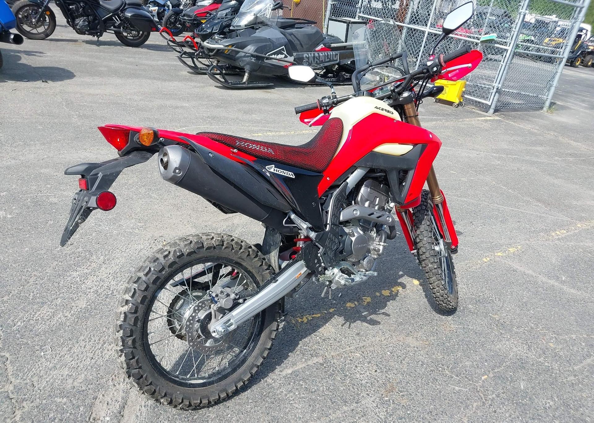 2024 HONDA CRF300 LA