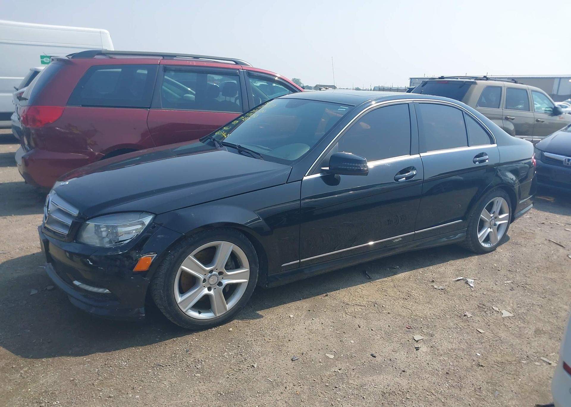 2011 MERCEDES-BENZ C 300 4MATIC