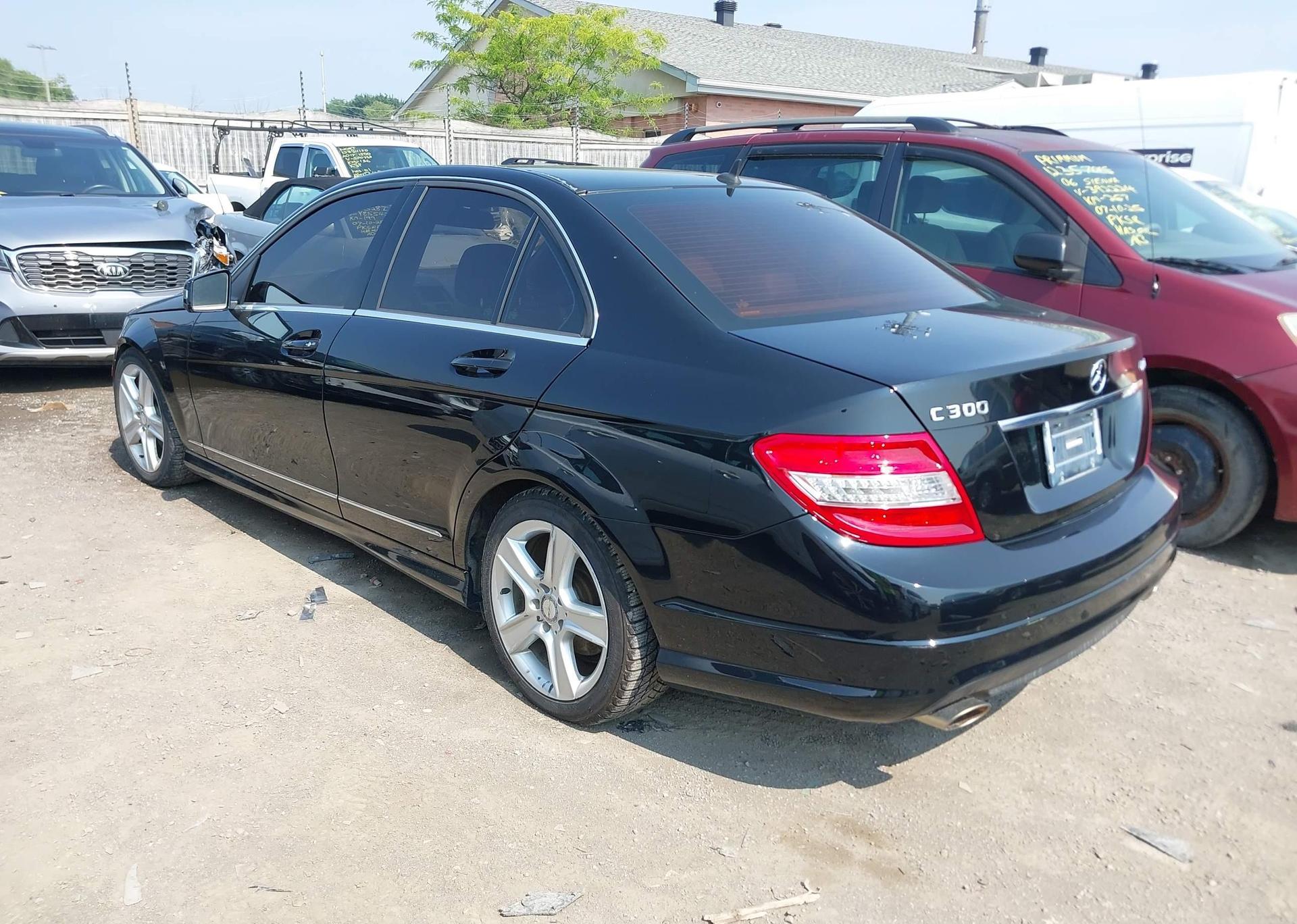 2011 MERCEDES-BENZ C 300 4MATIC