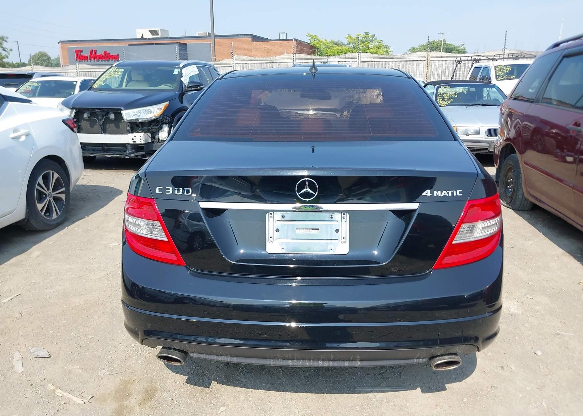 2011 MERCEDES-BENZ C 300 4MATIC