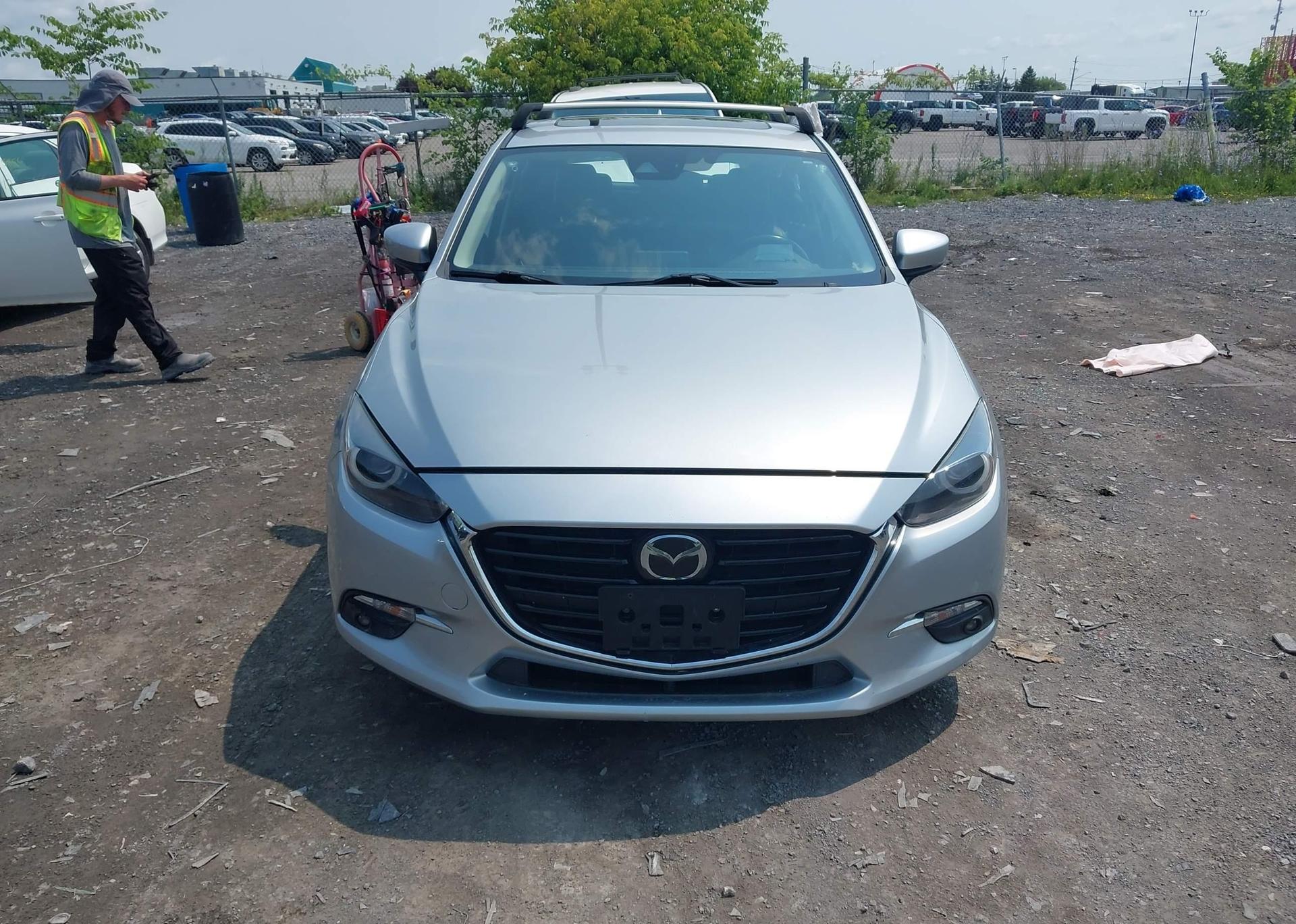 2017 MAZDA MAZDA3 GT