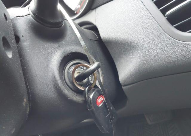 2013 HYUNDAI ELANTRA GL