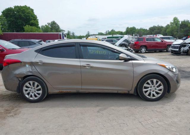 2013 HYUNDAI ELANTRA GL