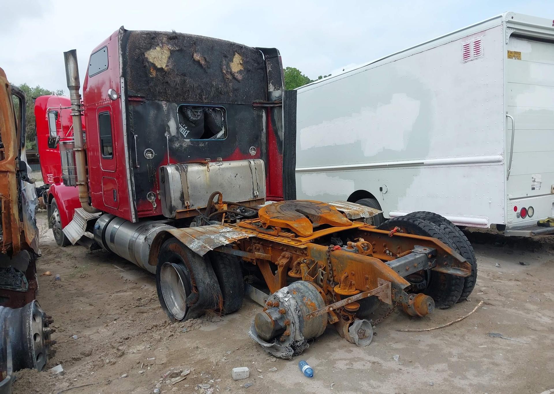 2019 KENWORTH CONSTRUCTION W900