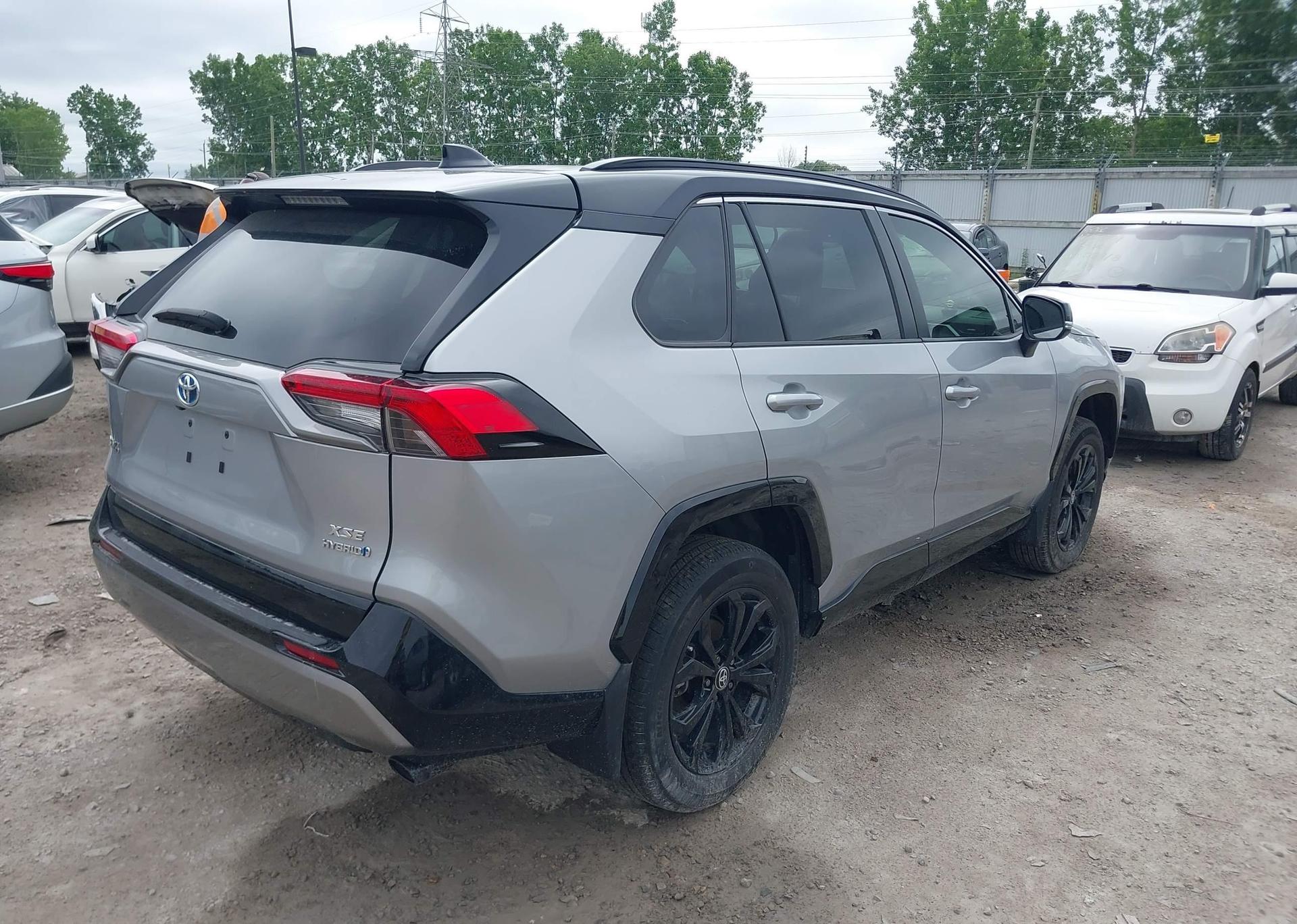 2023 TOYOTA RAV4 XSE
