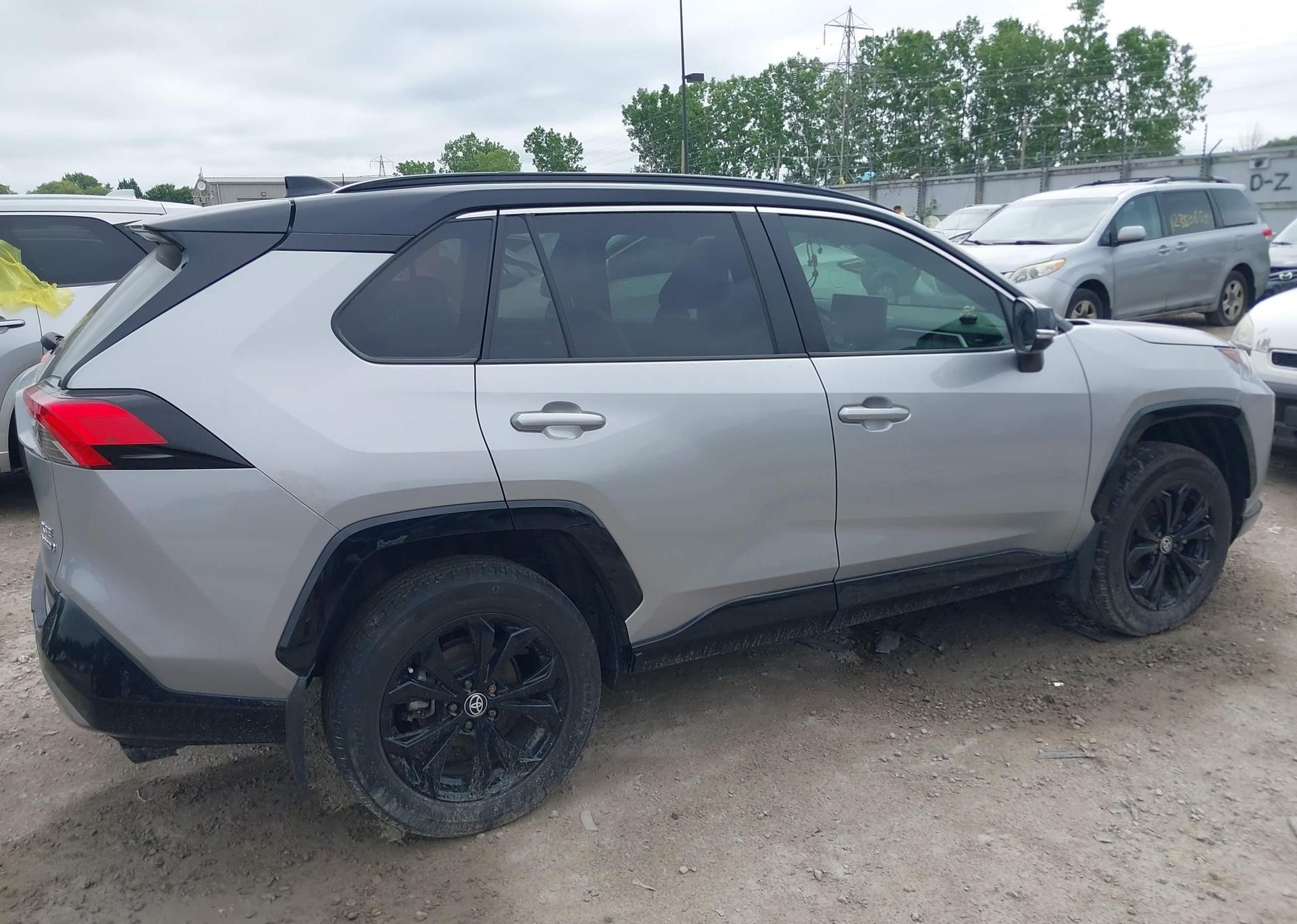 2023 TOYOTA RAV4 XSE