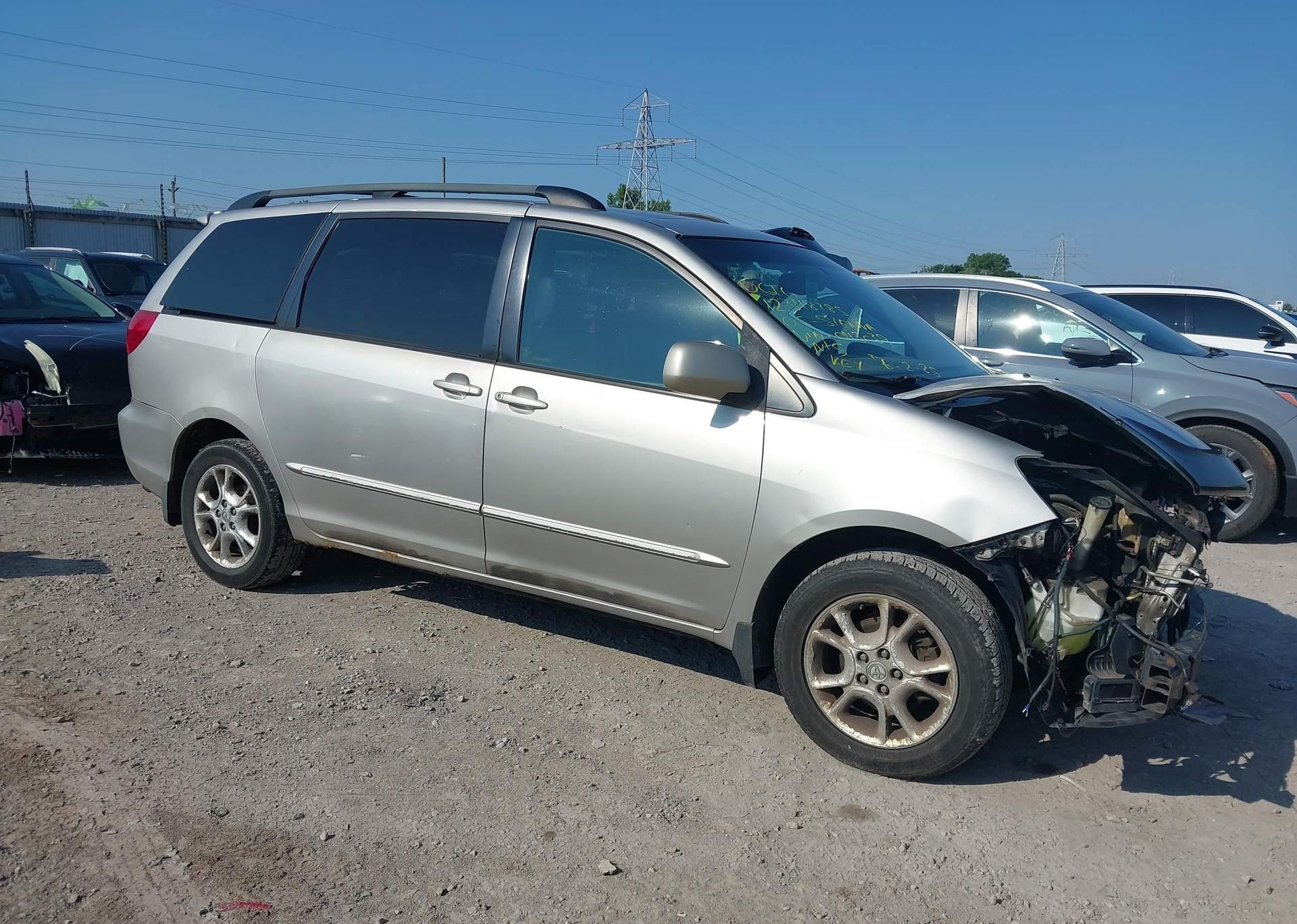 2005 TOYOTA SIENNA XLE 7 PASSENGER