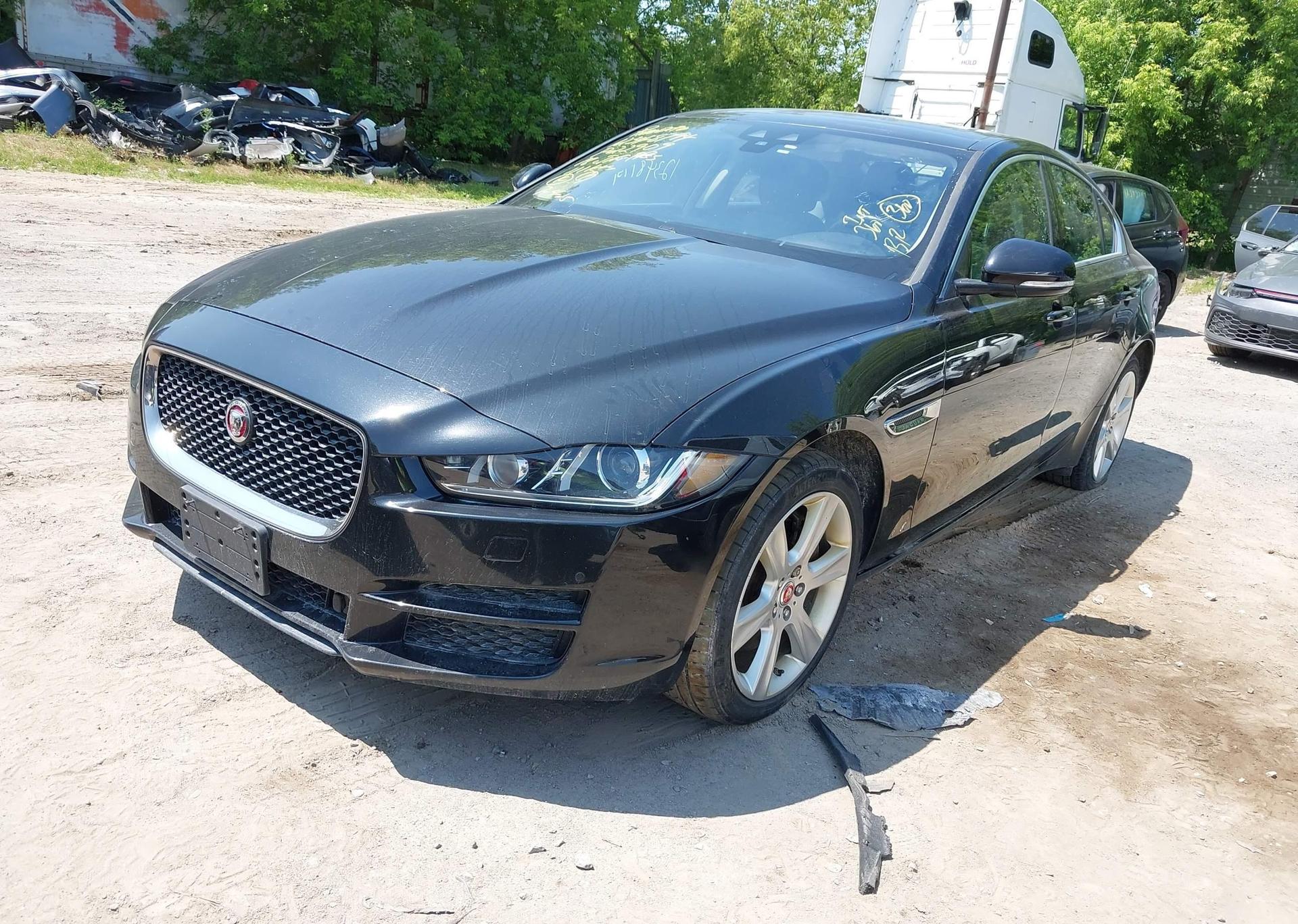 2018 JAGUAR XE PRESTIGE