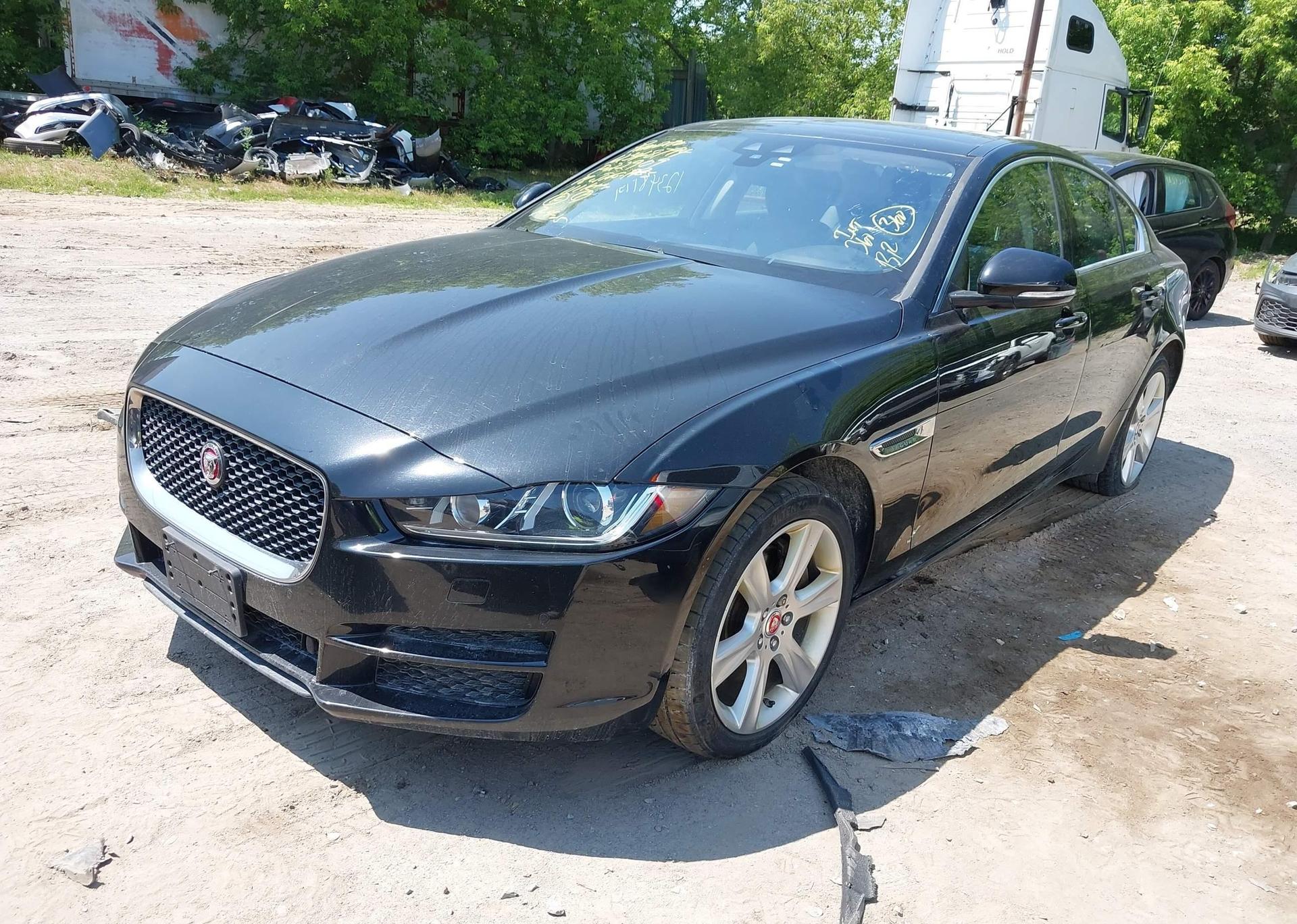 2018 JAGUAR XE PRESTIGE
