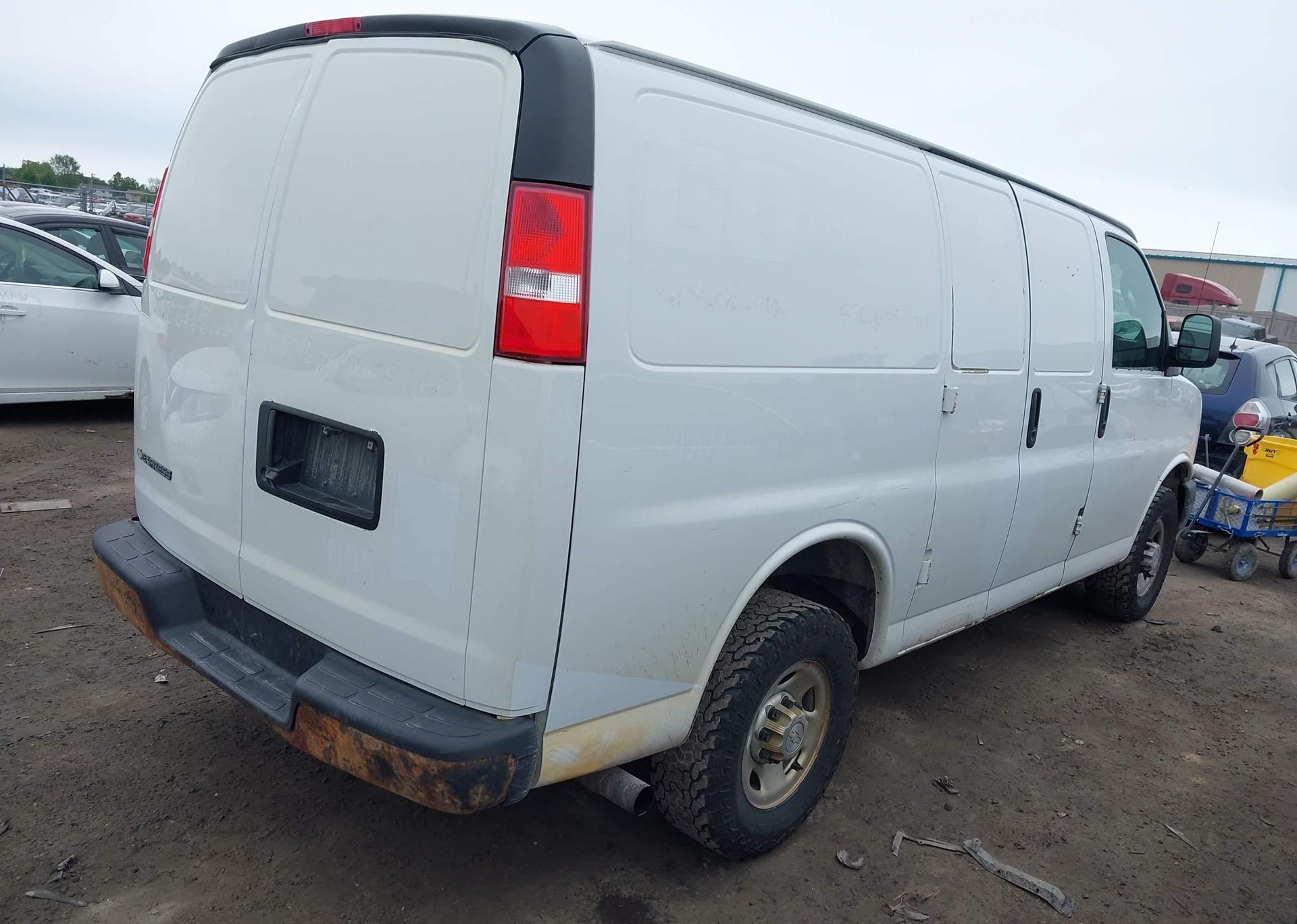 2019 CHEVROLET EXPRESS G2500