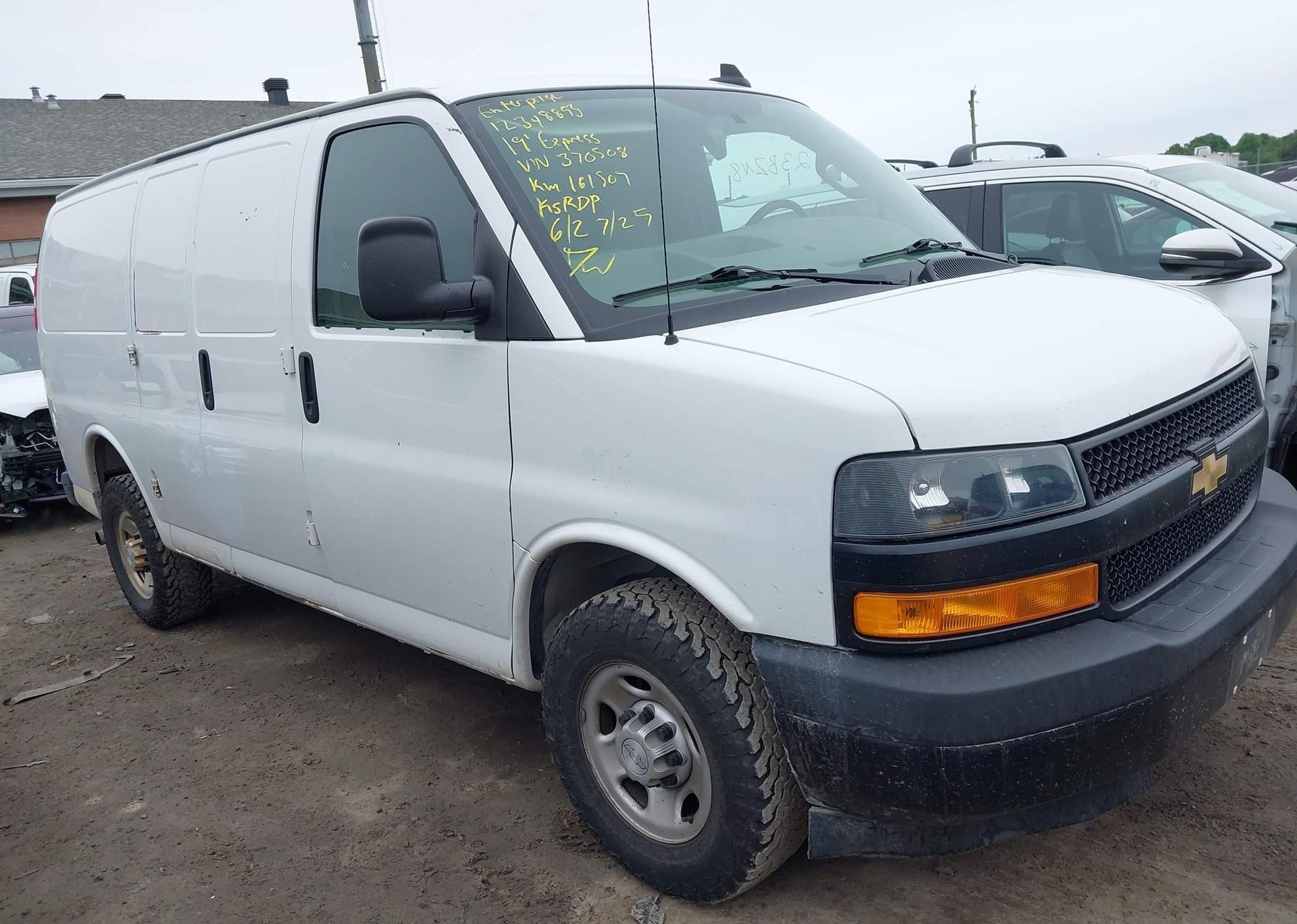 2019 CHEVROLET EXPRESS G2500