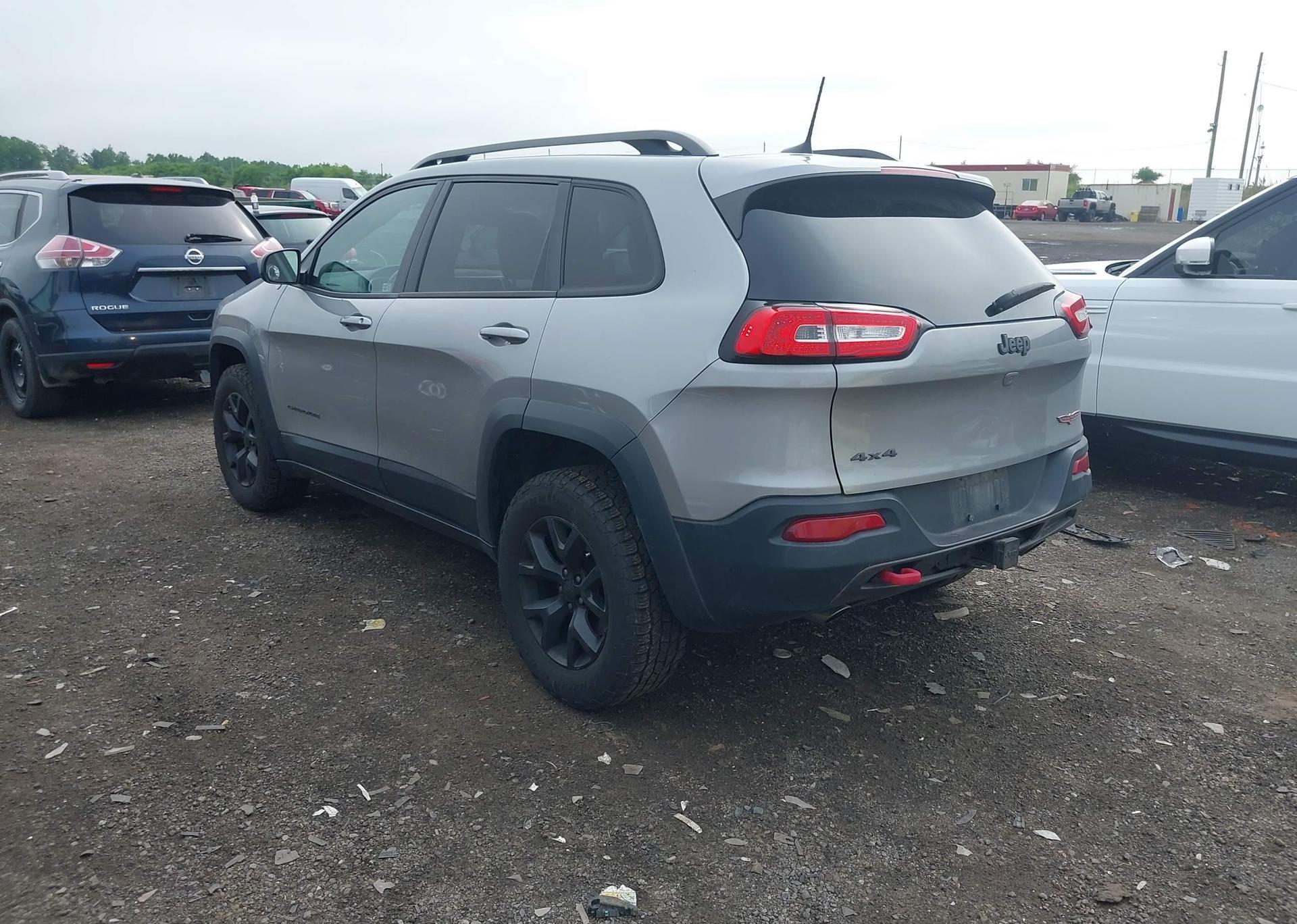 2016 JEEP CHEROKEE TRAILHAWK