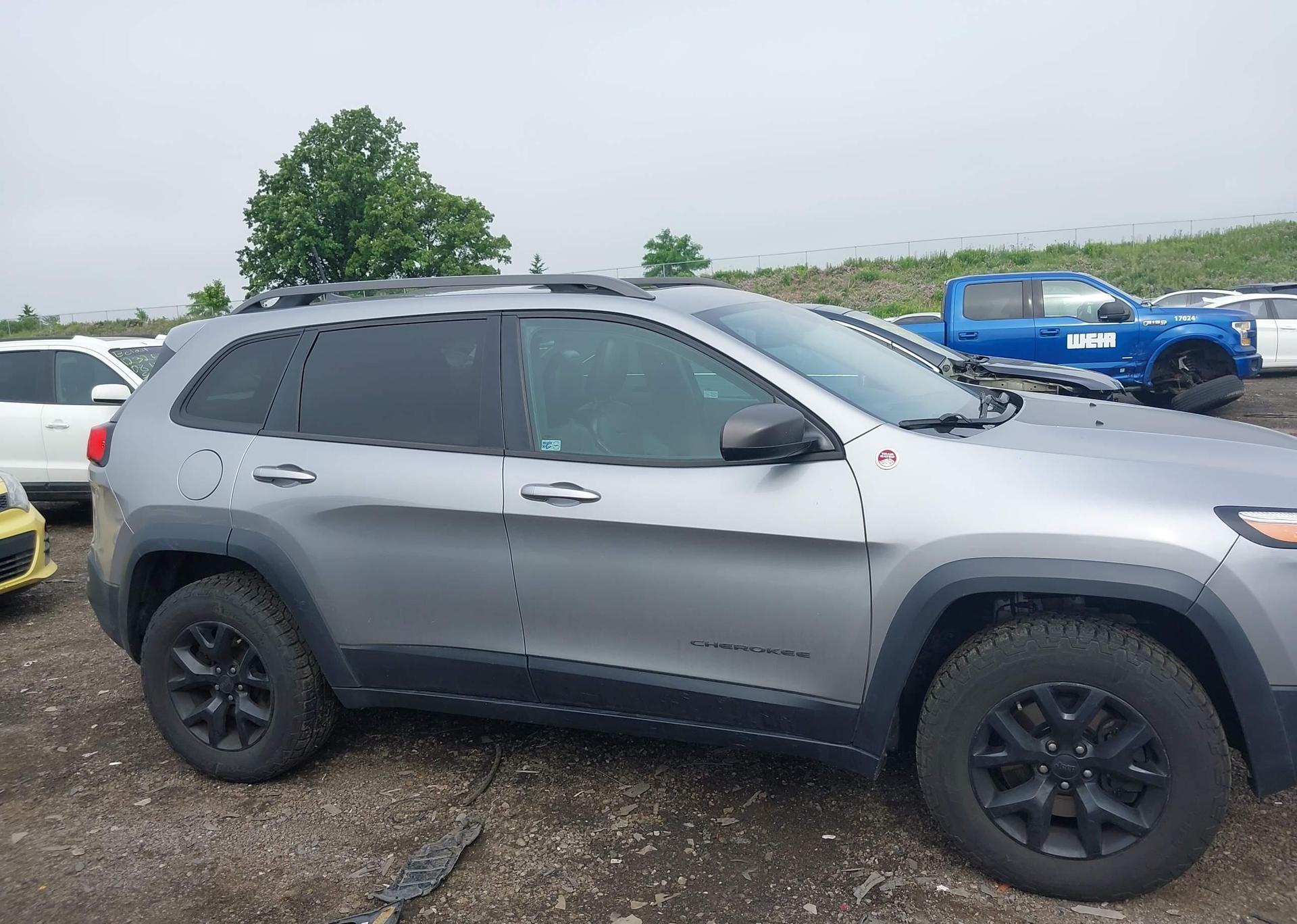 2016 JEEP CHEROKEE TRAILHAWK