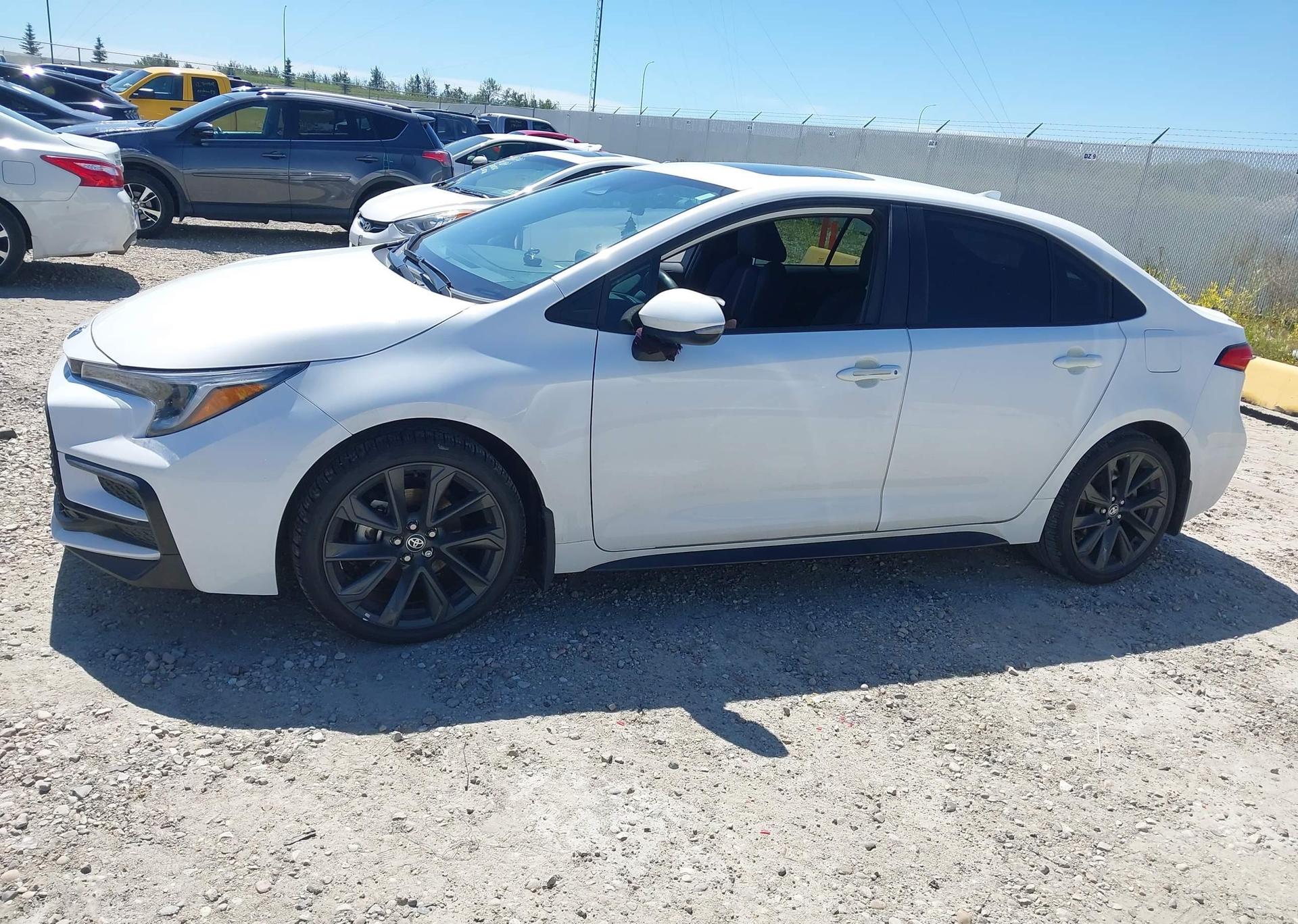 2024 TOYOTA COROLLA SE