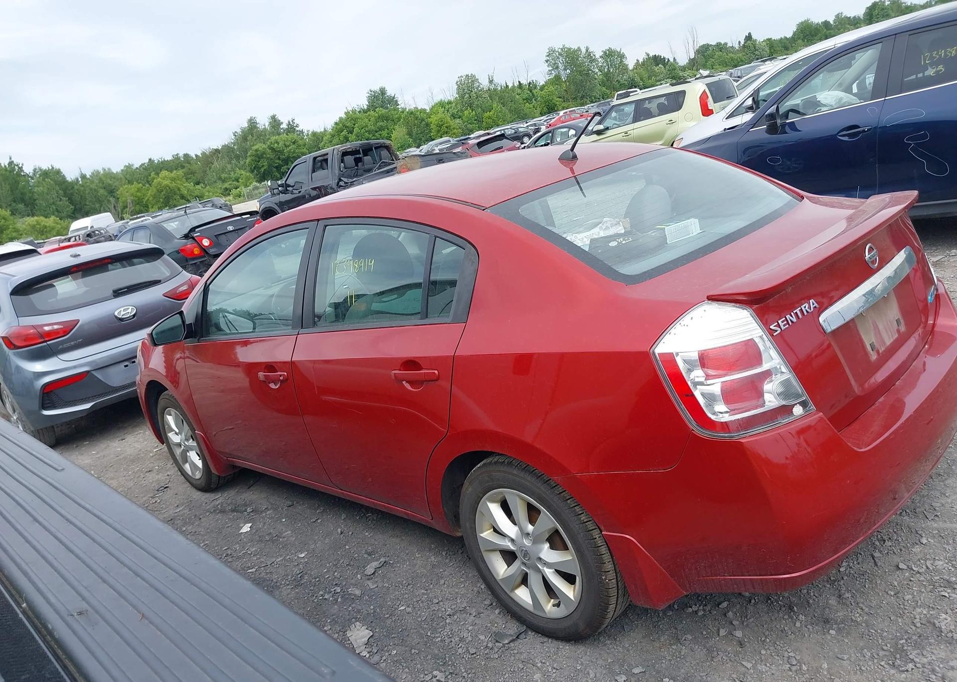 2011 NISSAN SENTRA 2.0