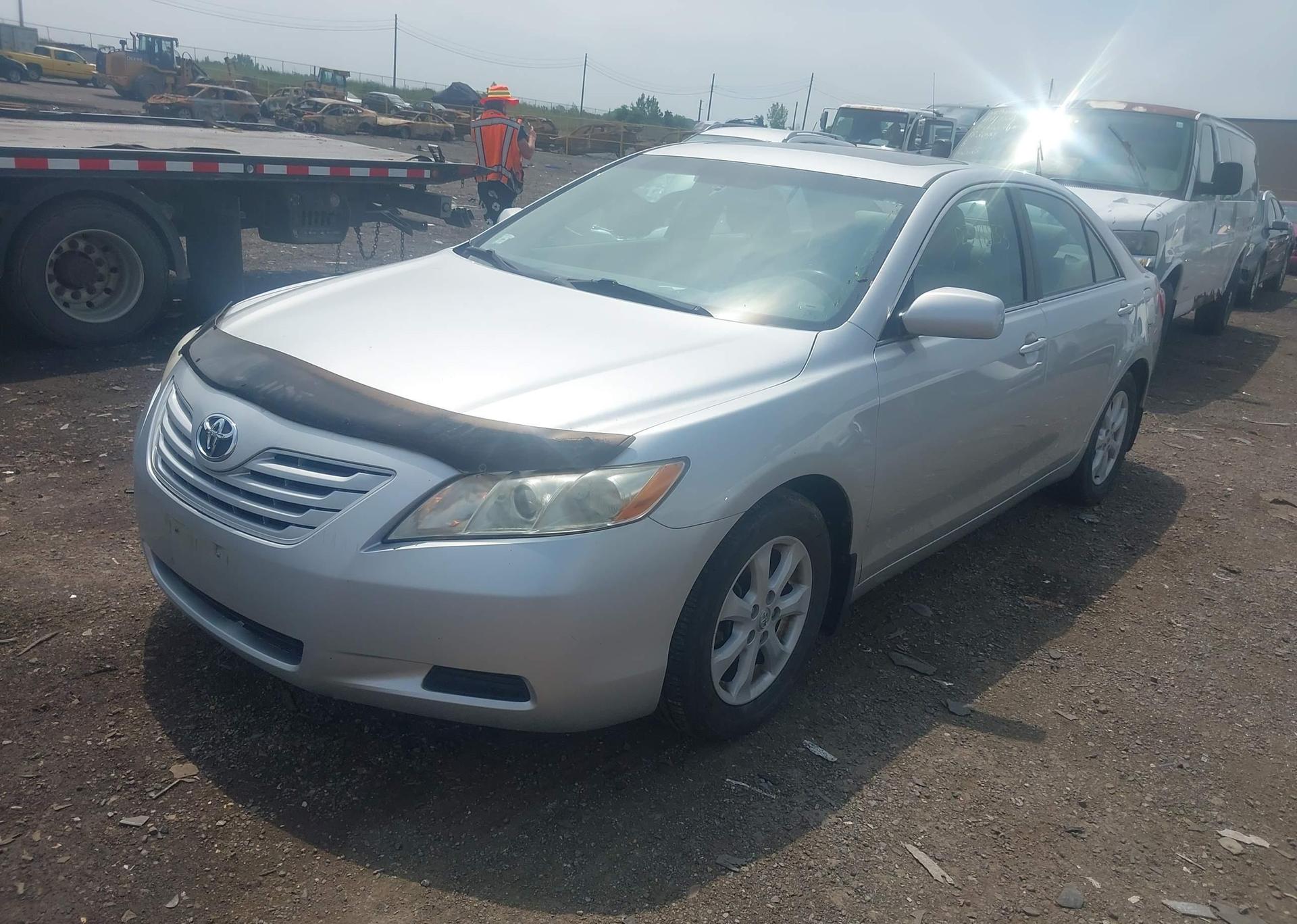 2009 TOYOTA CAMRY SE