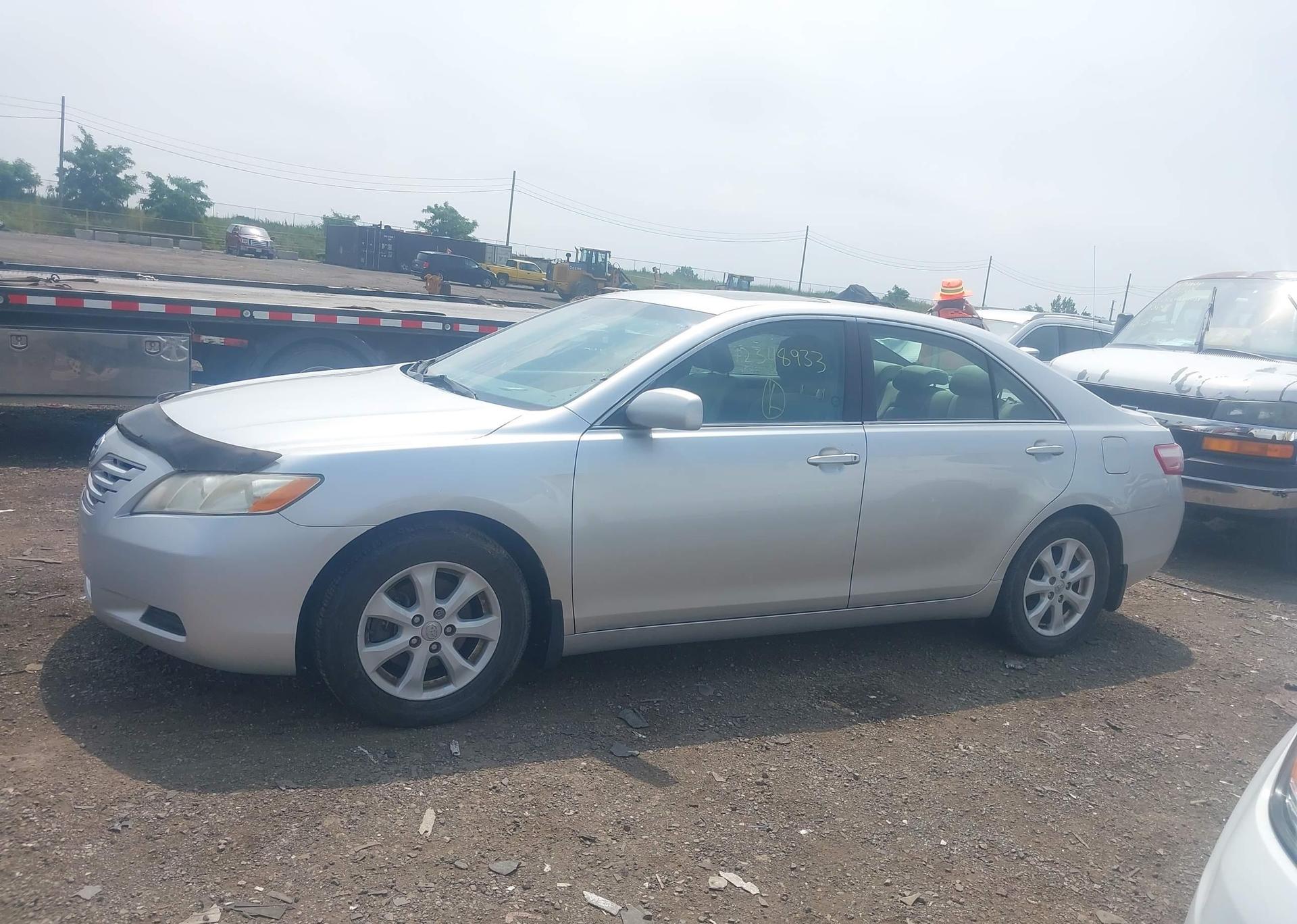 2009 TOYOTA CAMRY SE
