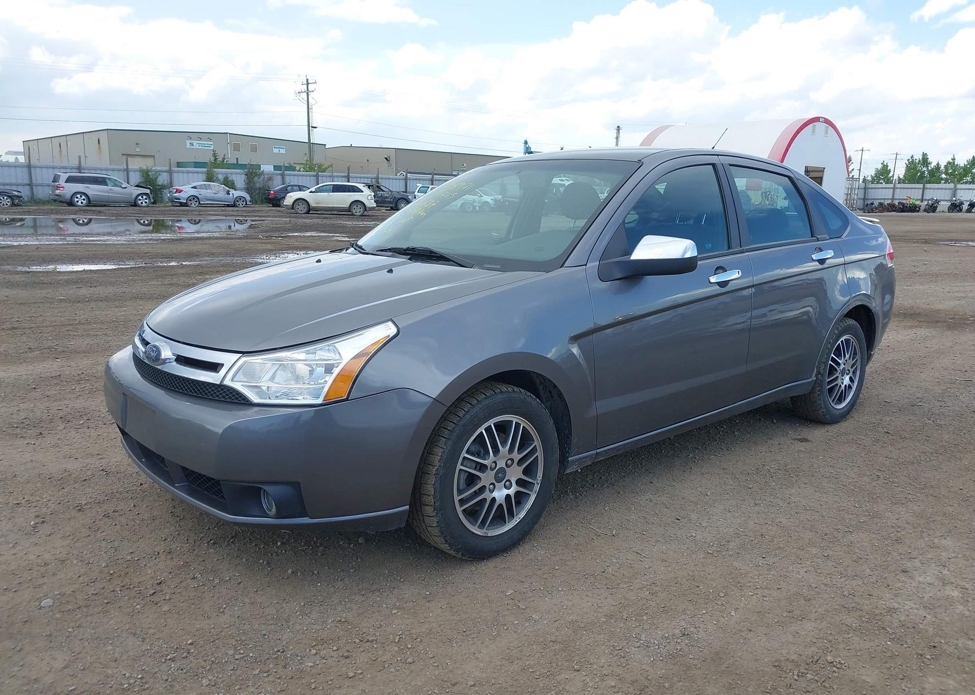 2010 FORD FOCUS SE