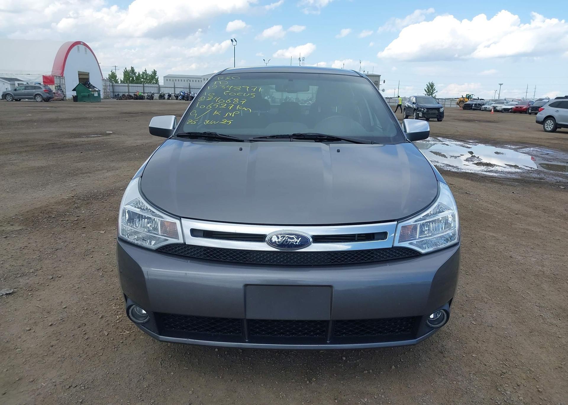 2010 FORD FOCUS SE