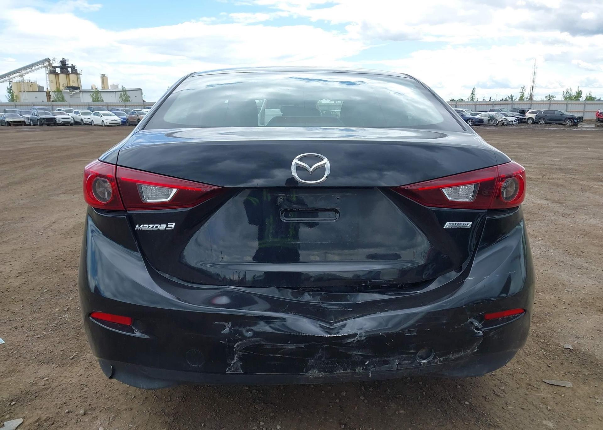 2015 MAZDA 3 Sport