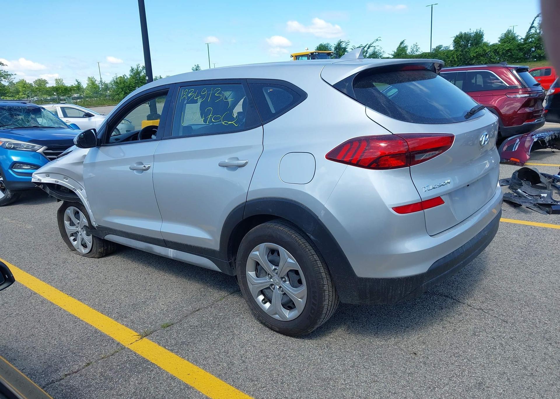 2019 HYUNDAI TUCSON SE