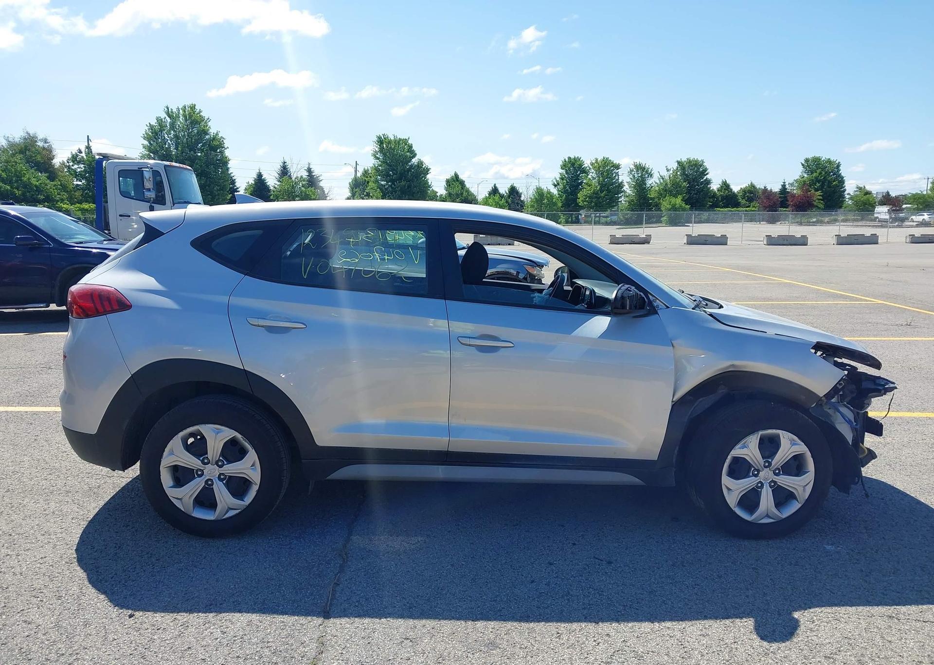 2019 HYUNDAI TUCSON SE