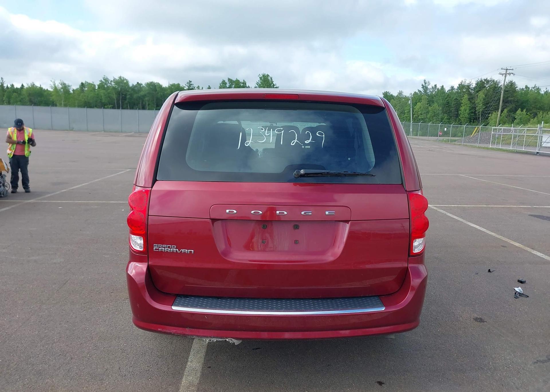 2015 DODGE GRAND CARAVAN SE