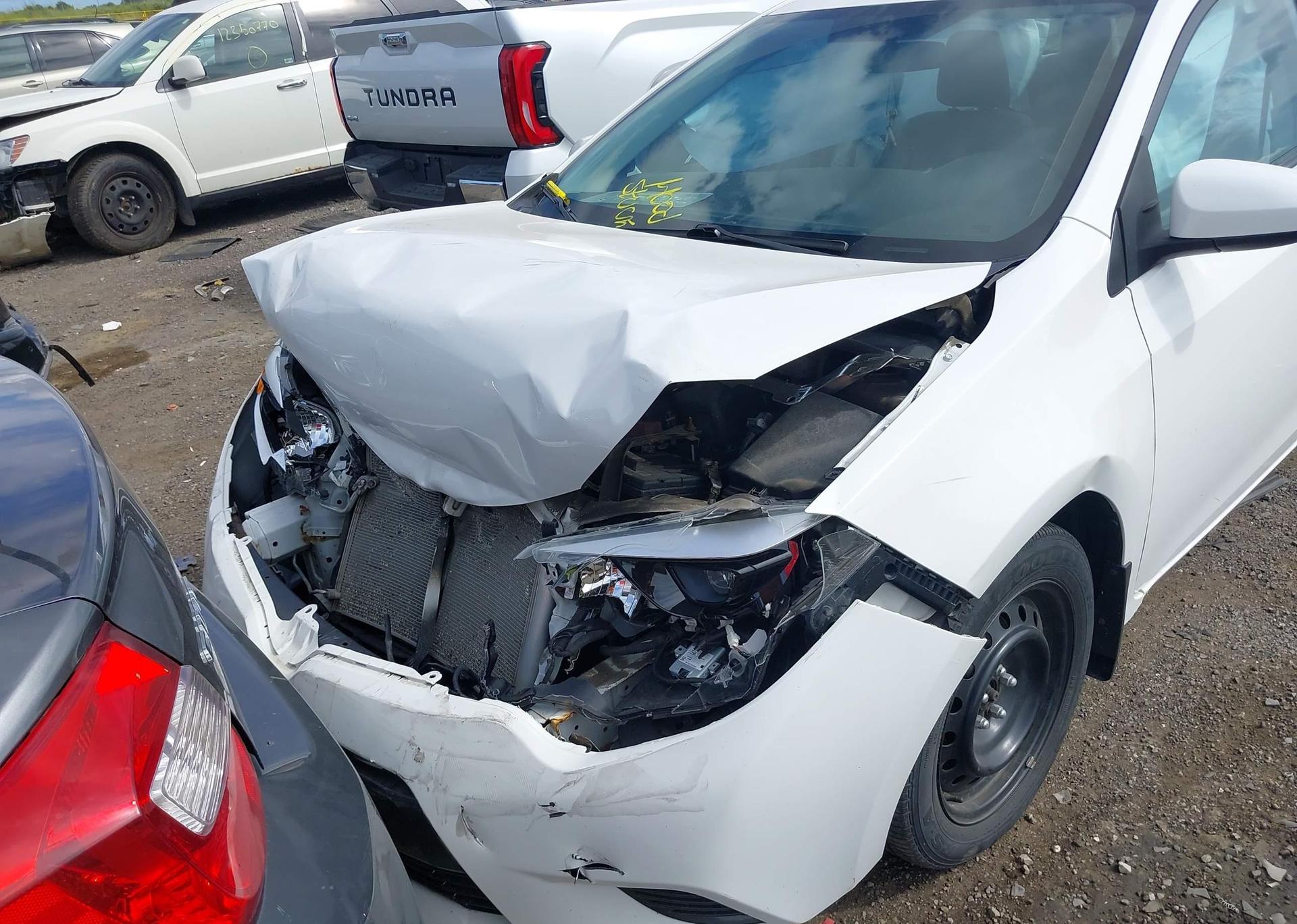 2016 TOYOTA COROLLA LE
