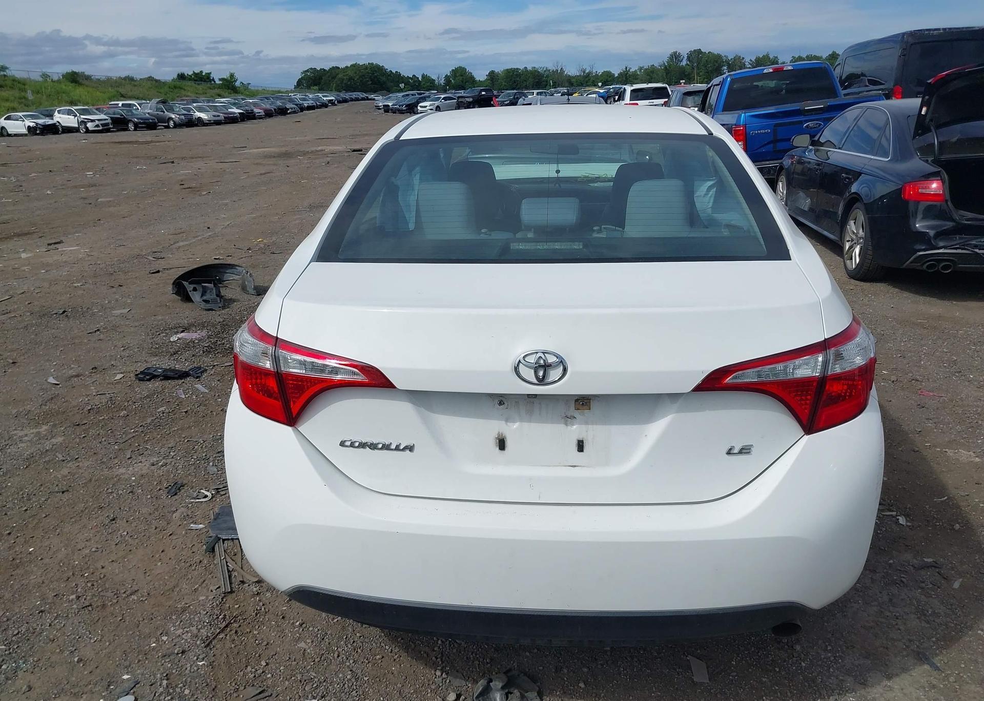 2016 TOYOTA COROLLA LE
