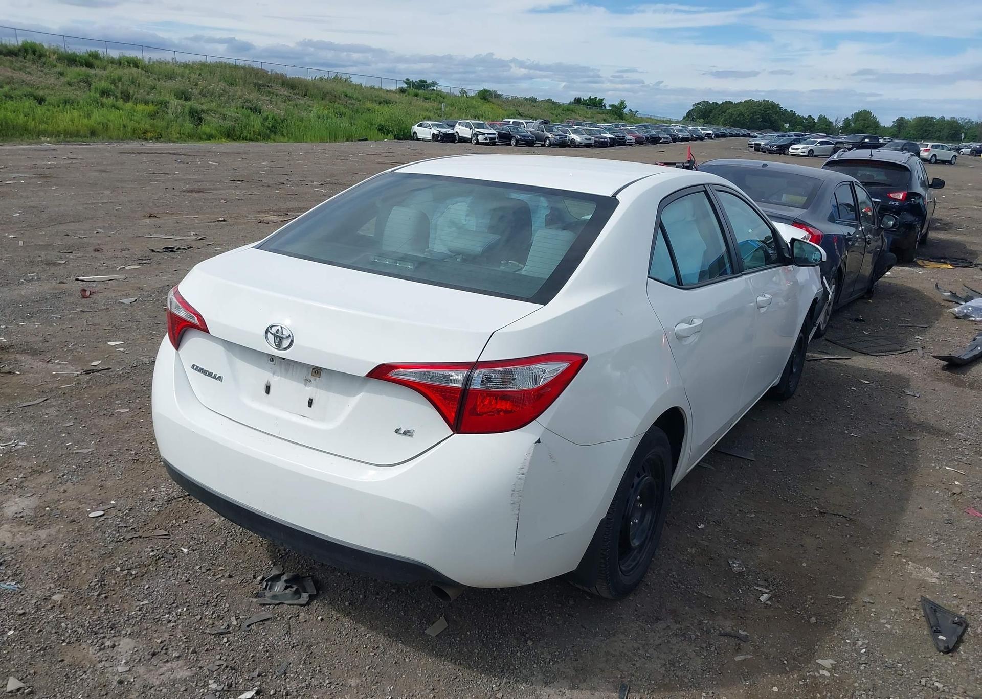2016 TOYOTA COROLLA LE