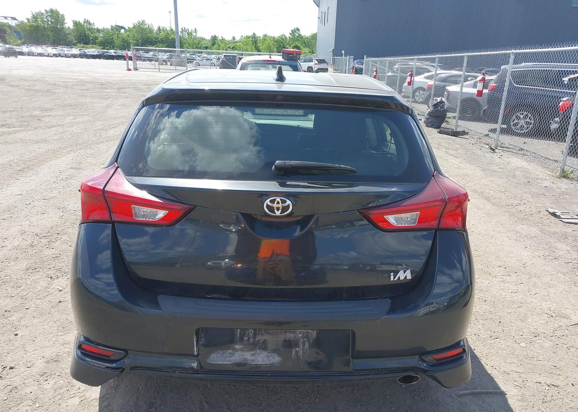 2018 TOYOTA COROLLA iM
