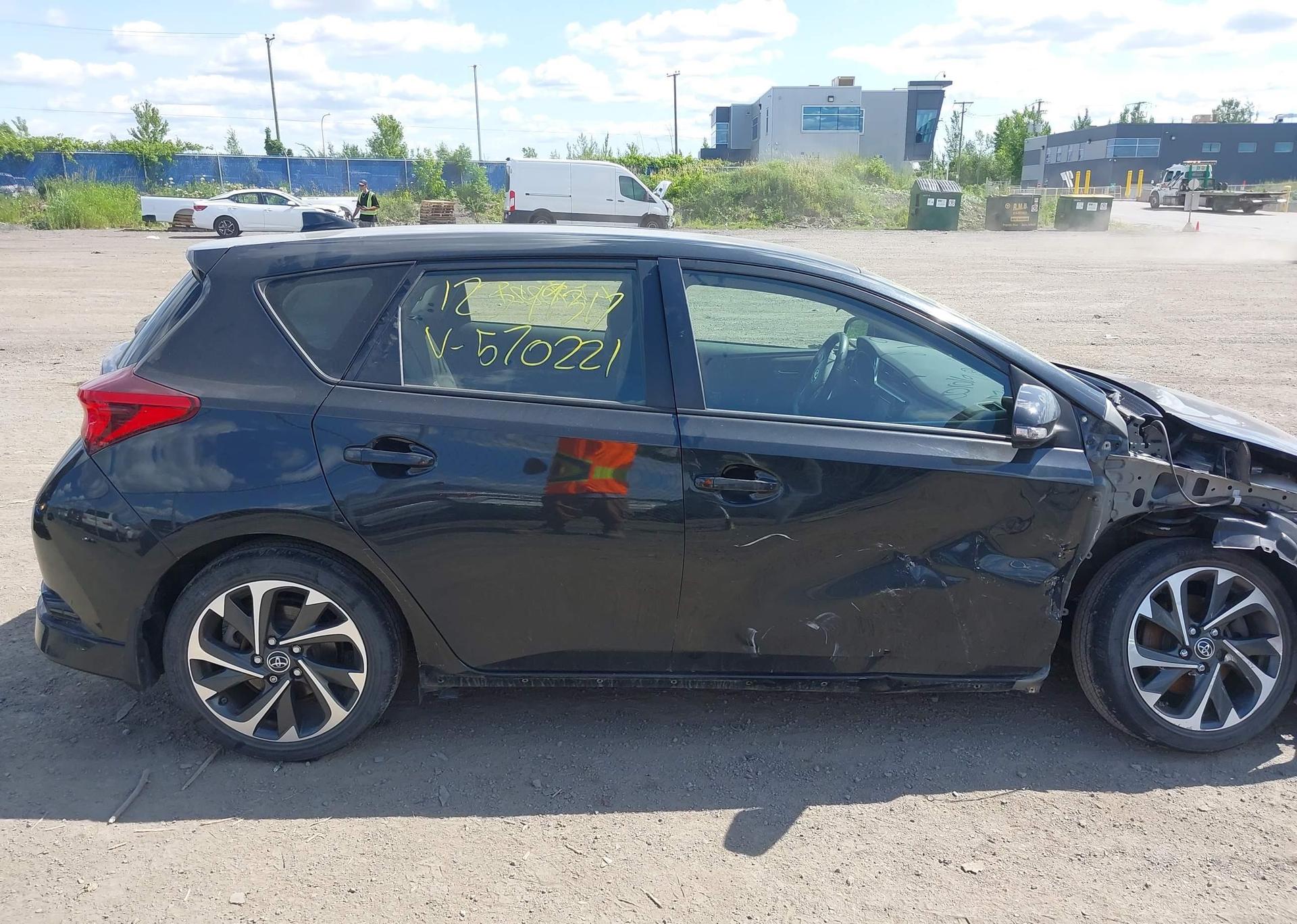 2018 TOYOTA COROLLA iM