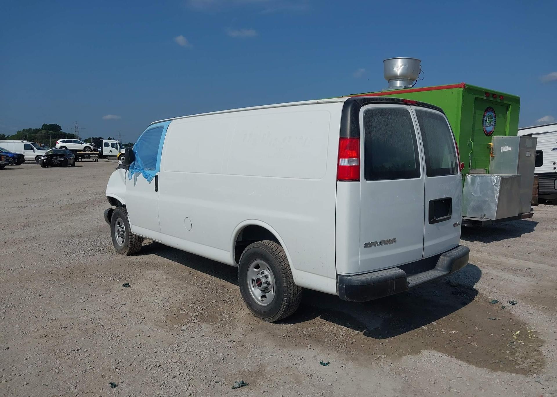 2023 GMC SAVANA G2500