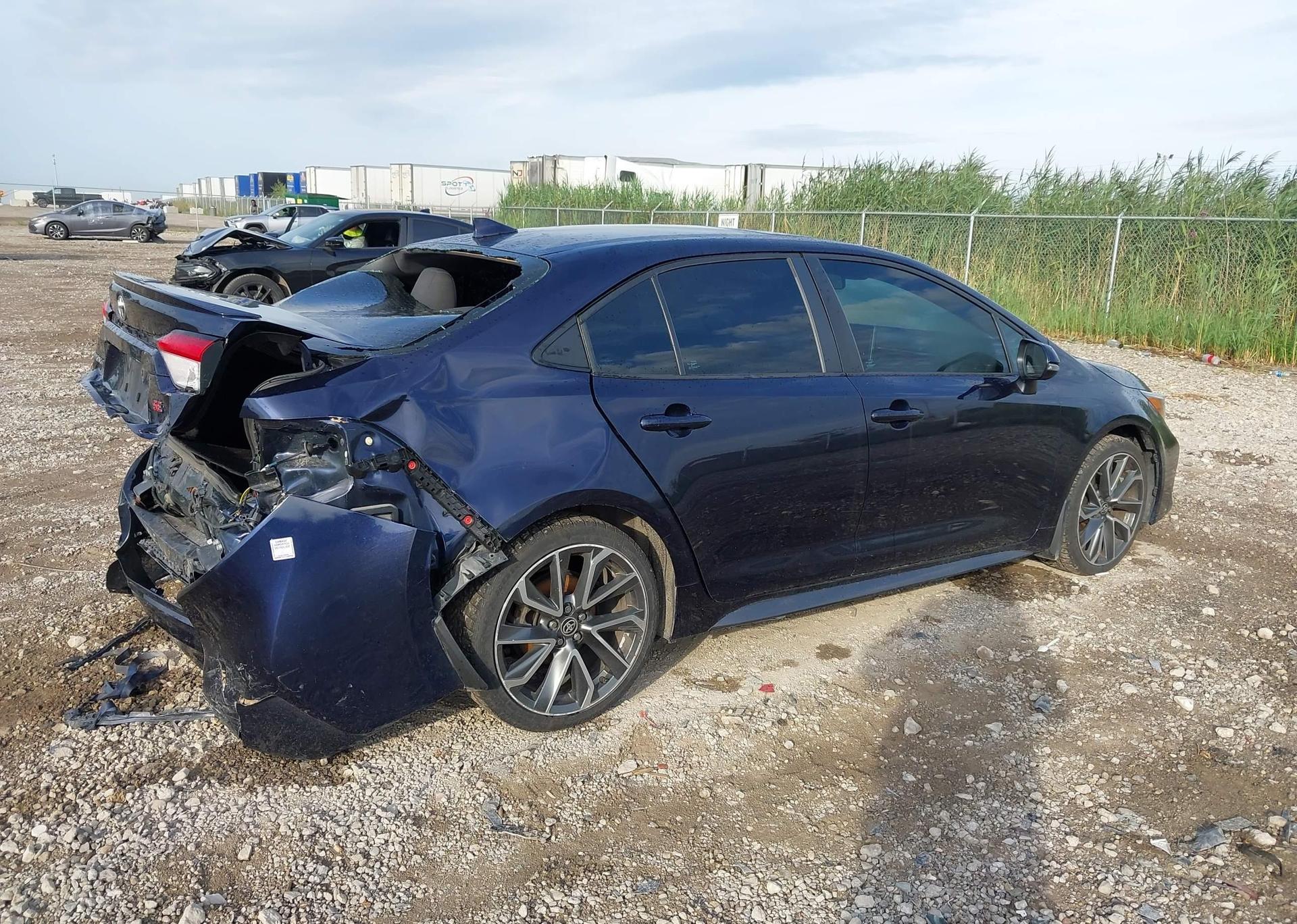2021 TOYOTA COROLLA