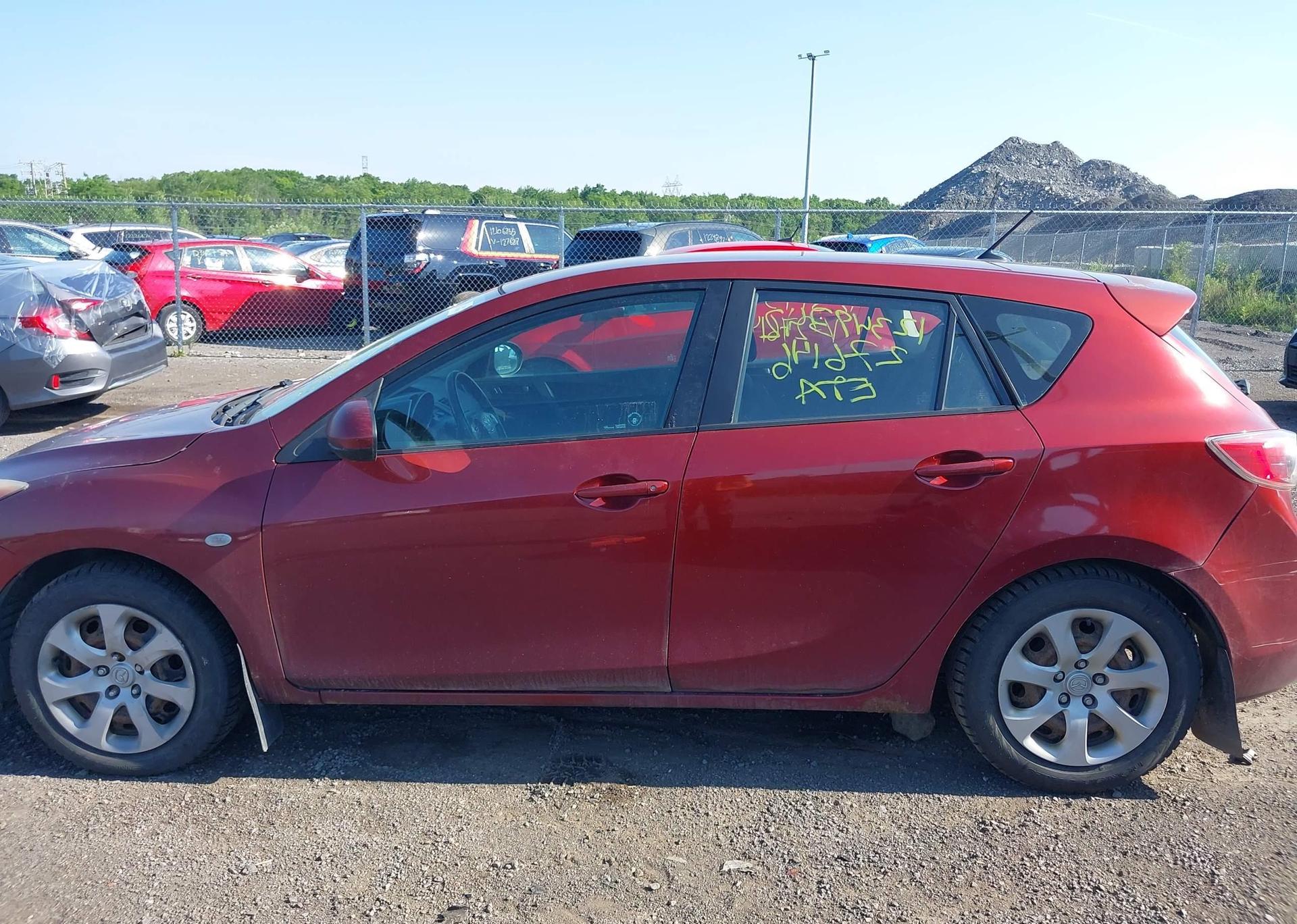 2010 MAZDA 3 I