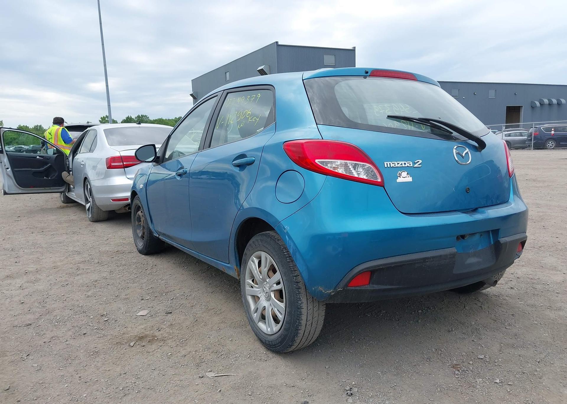 2011 MAZDA MAZDA2 GS