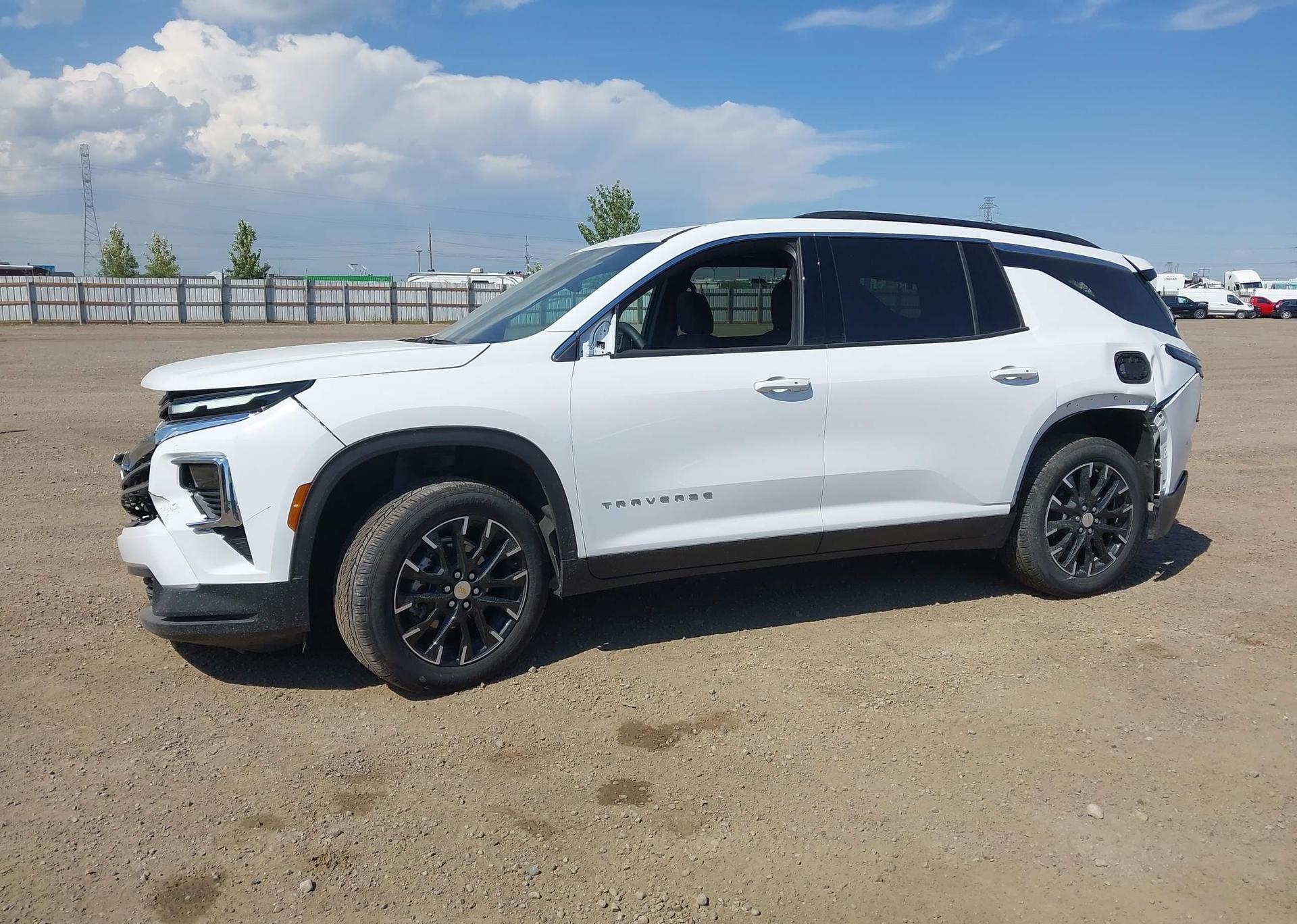2025 CHEVROLET TRAVERSE LT