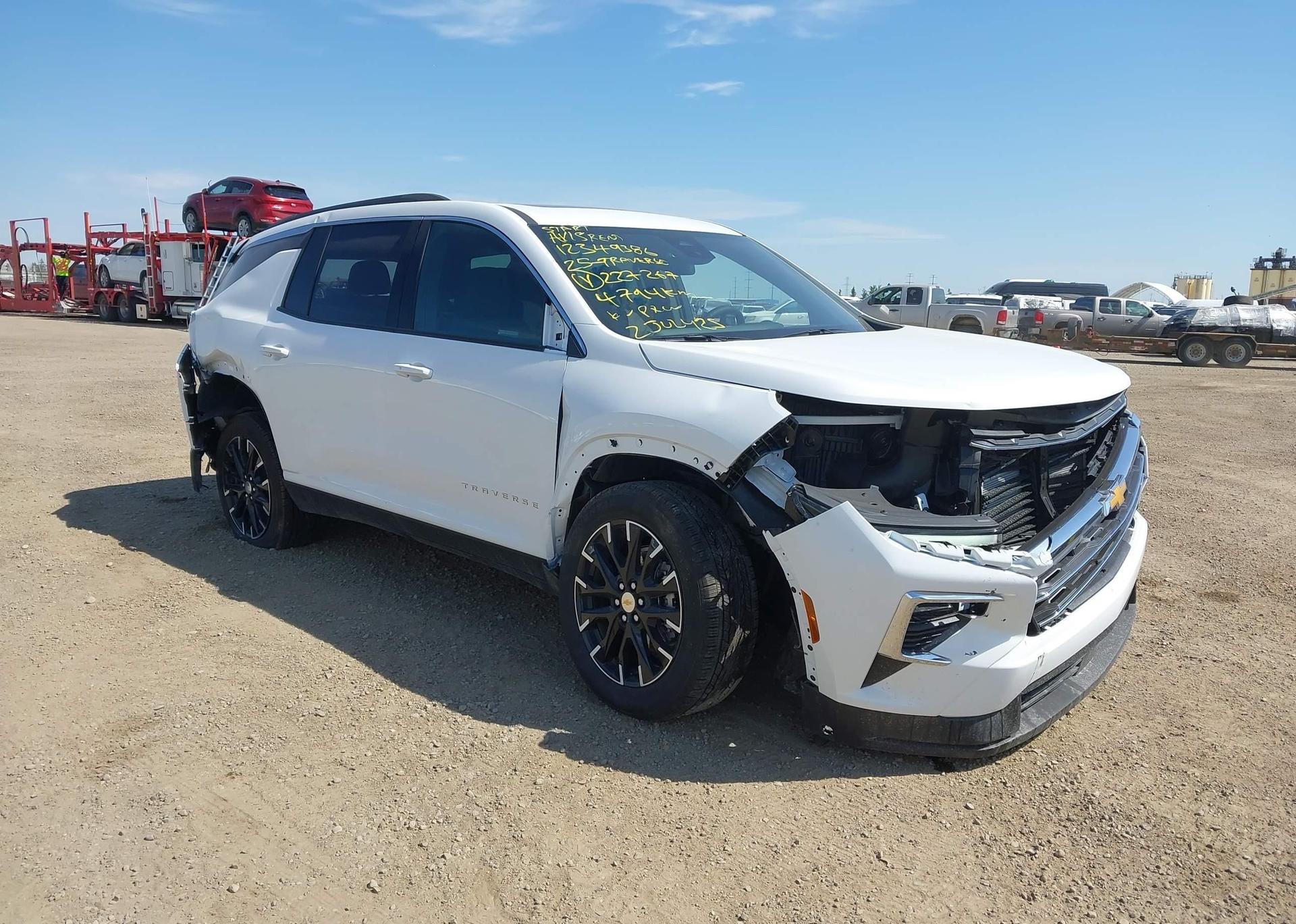 2025 CHEVROLET TRAVERSE LT