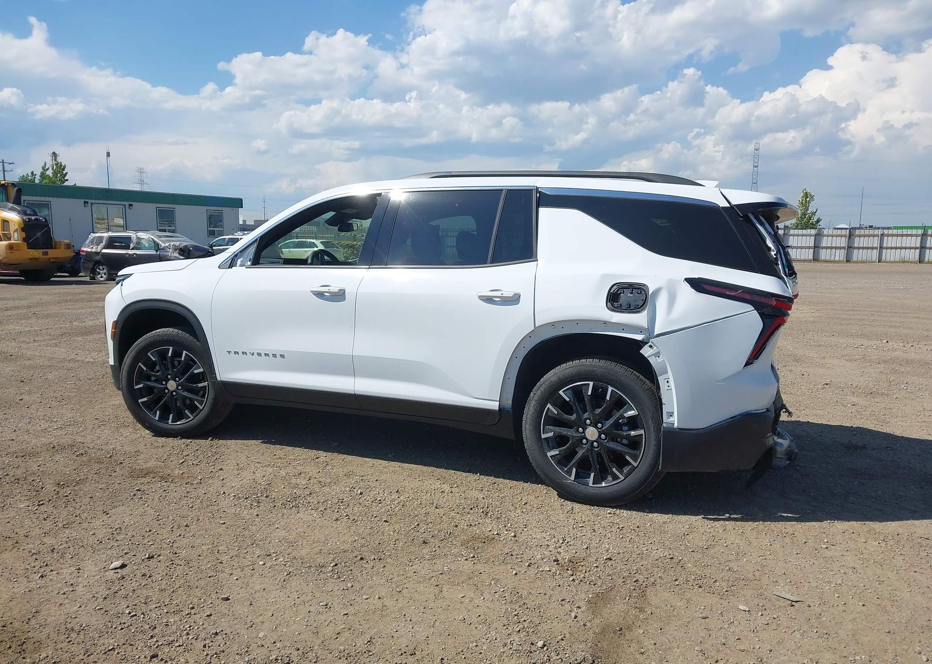 2025 CHEVROLET TRAVERSE LT