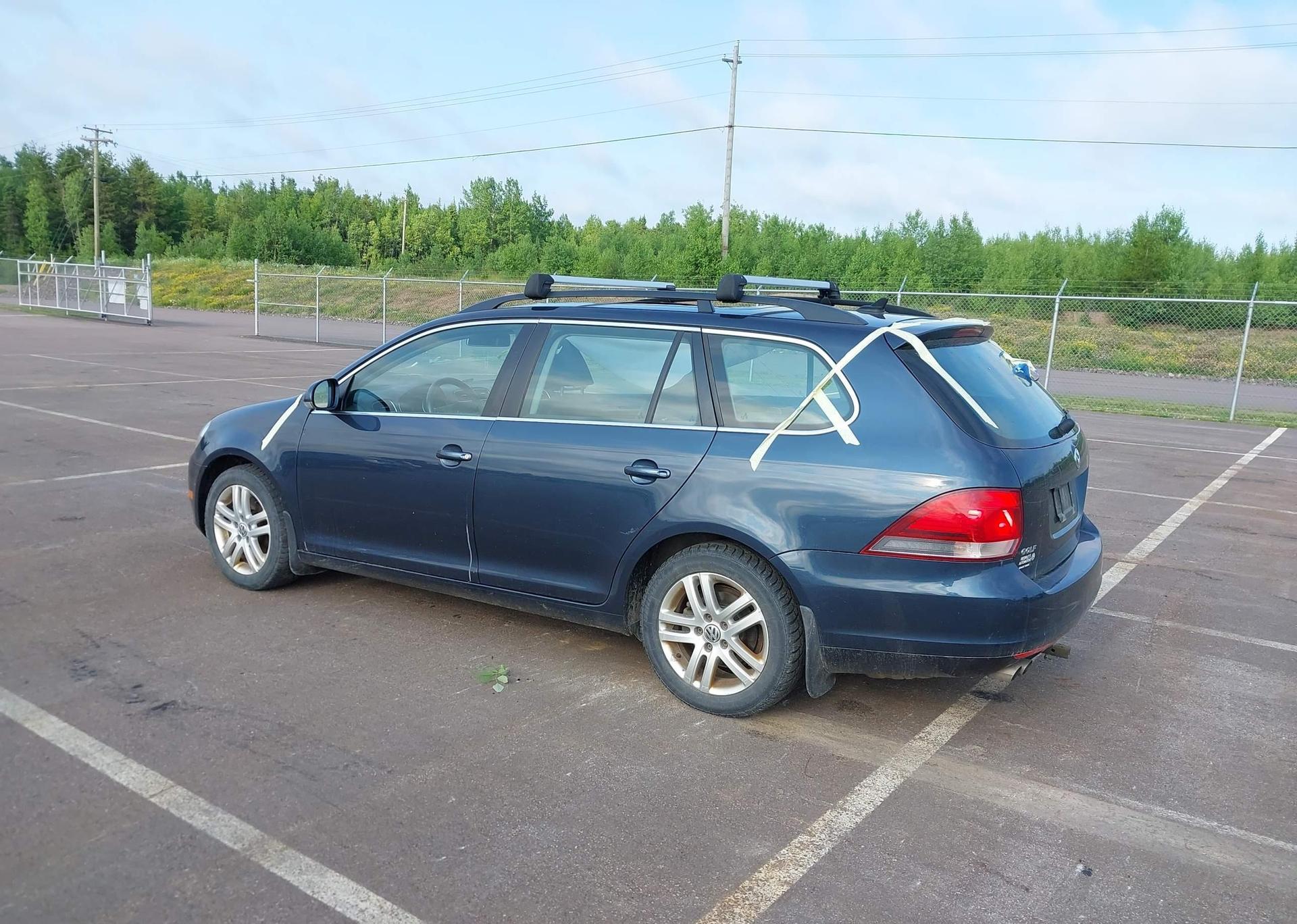 2010 VOLKSWAGEN GOLF 2.0 TDI HIGHLINE