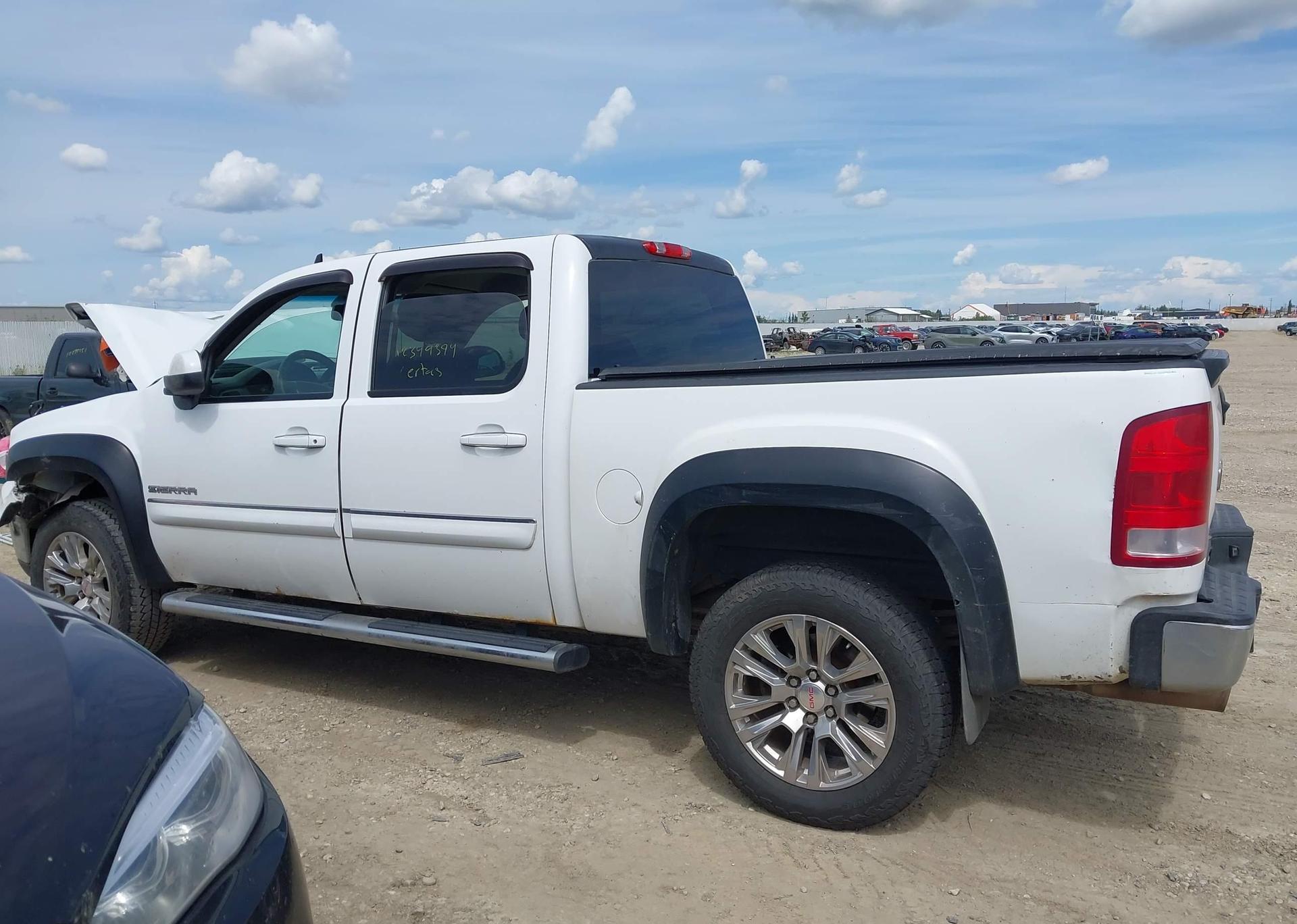 2011 GMC SIERRA K1500 SLT