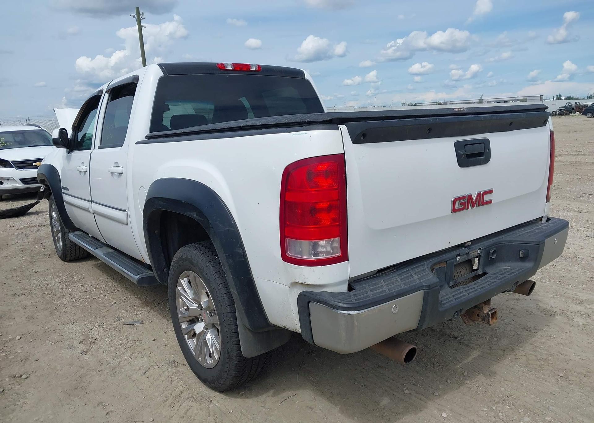 2011 GMC SIERRA K1500 SLT