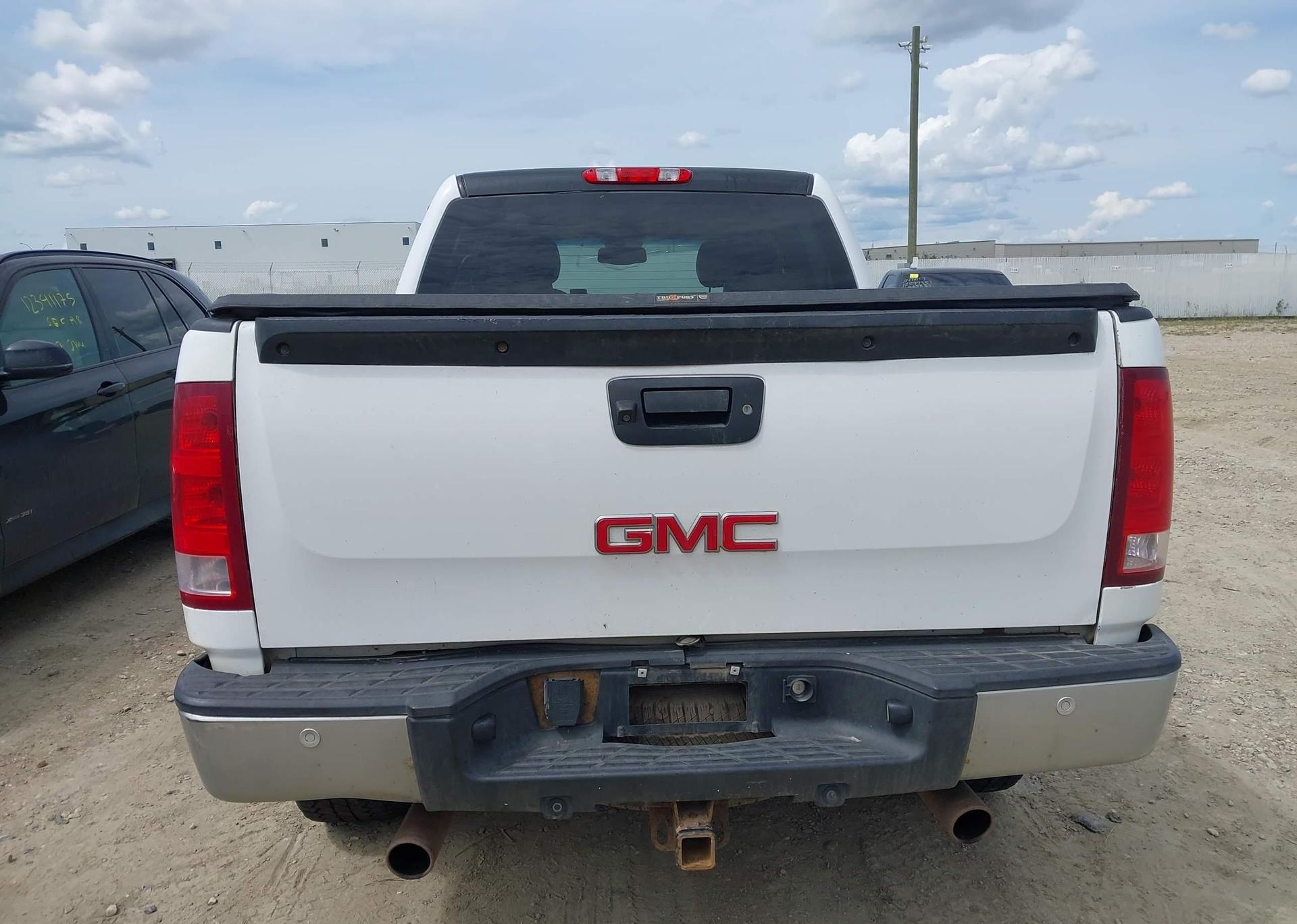 2011 GMC SIERRA K1500 SLT